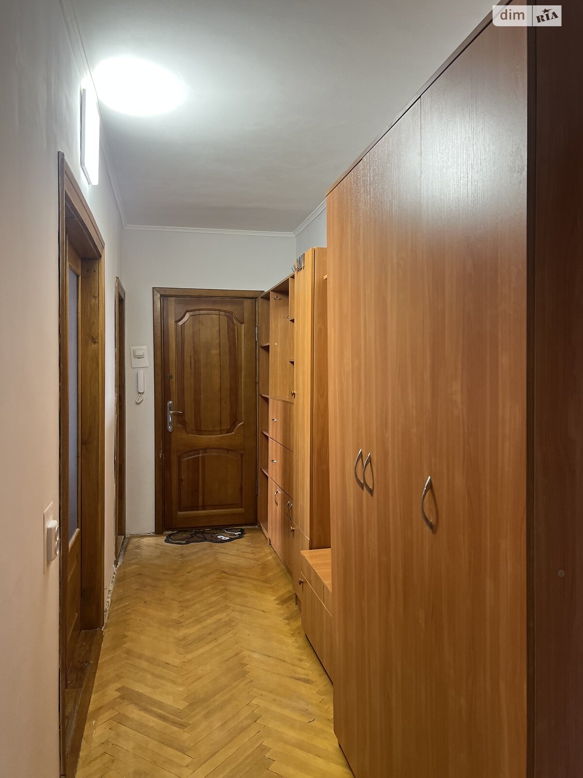 Продаж трикімнатної квартири в Рівному, на вул. Буковинська 6, район Автовокзал фото 1 Продаж трикімнатної квартири в Рівному, на вул. Буковинська 6, район Автовокзал фото 1