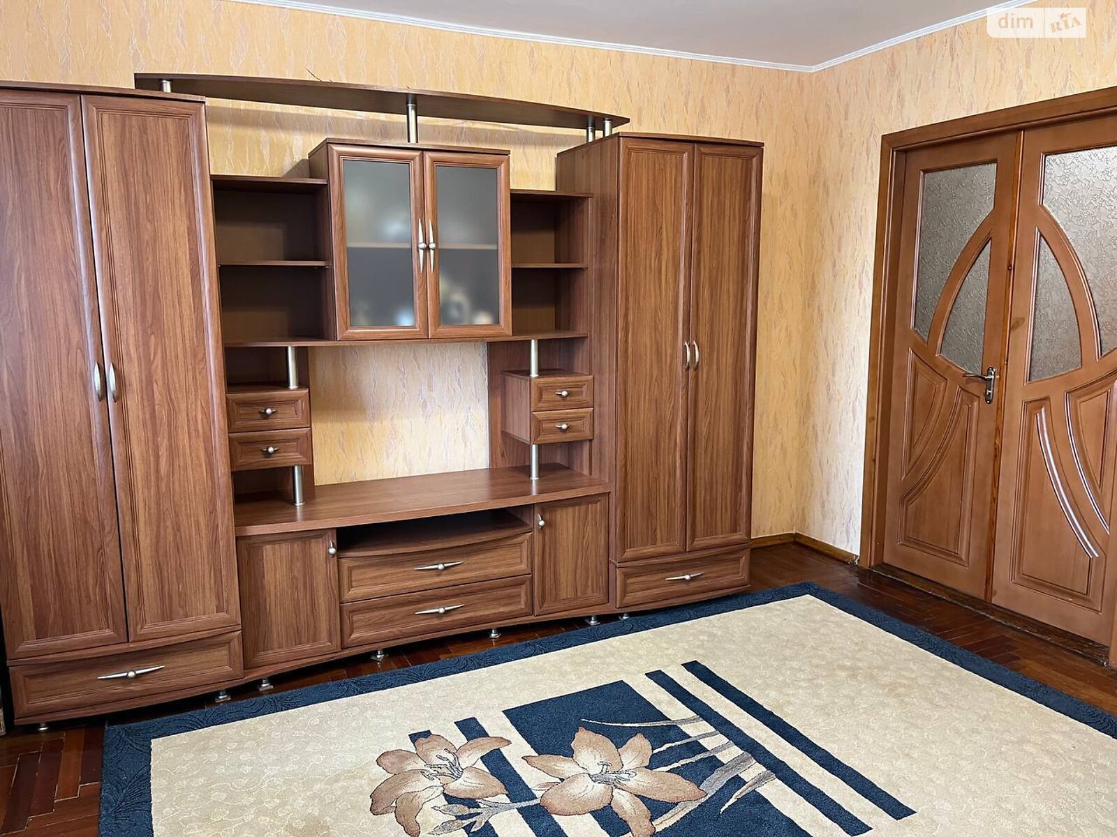 Продажа трехкомнатной квартиры в Ровно, на ул. Галицкого Данилы 2, район Автовокзал фото 1