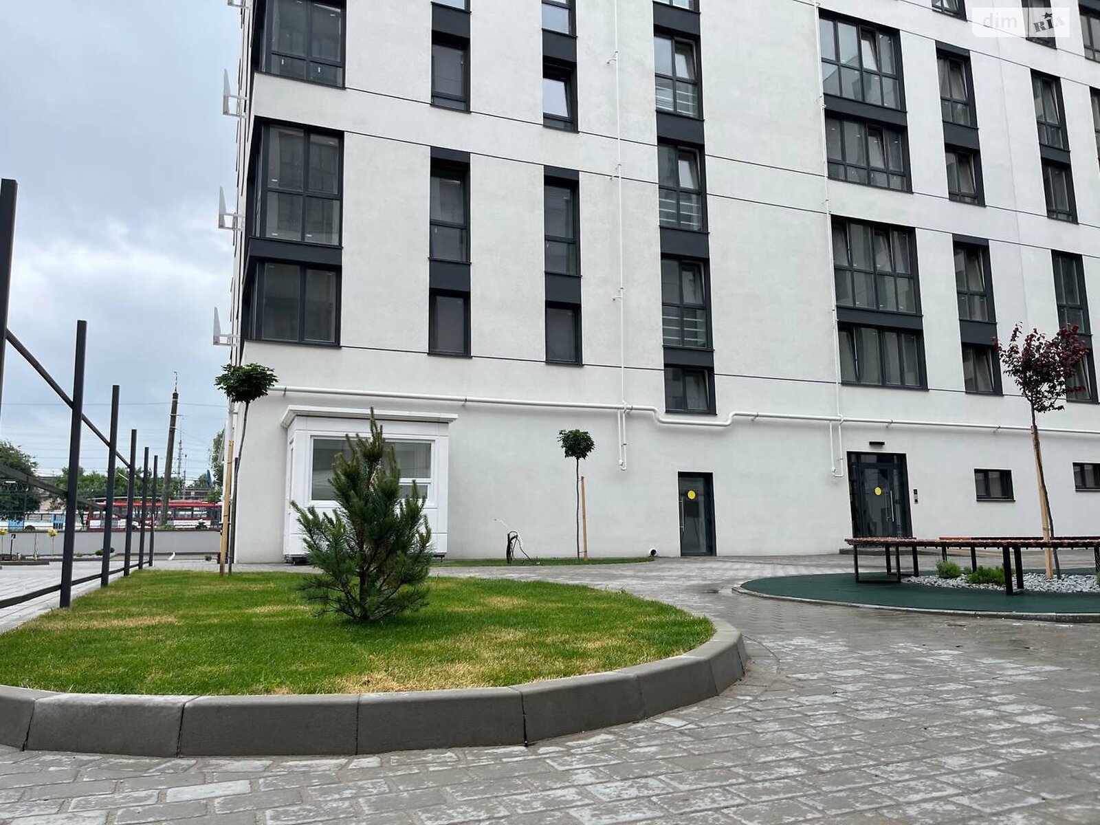 Продажа двухкомнатной квартиры в Ровно, на ул. Галицкого Данилы 25, район Автовокзал фото 1