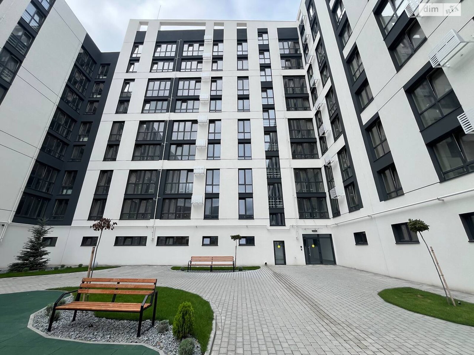 Продажа однокомнатной квартиры в Ровно, на ул. Галицкого Данилы 25, район Автовокзал фото 1 Продажа однокомнатной квартиры в Ровно, на ул. Галицкого Данилы 25, район Автовокзал фото 1