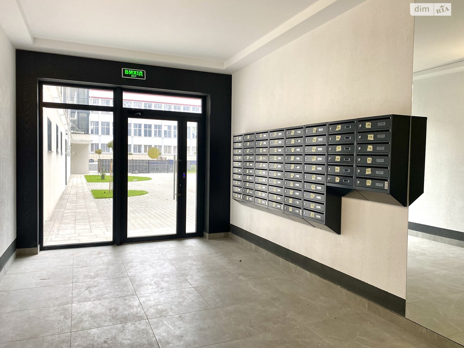 Продажа однокомнатной квартиры в Ровно, на ул. Галицкого Данилы 25, район Автовокзал фото 1 Продажа однокомнатной квартиры в Ровно, на ул. Галицкого Данилы 25, район Автовокзал фото 1