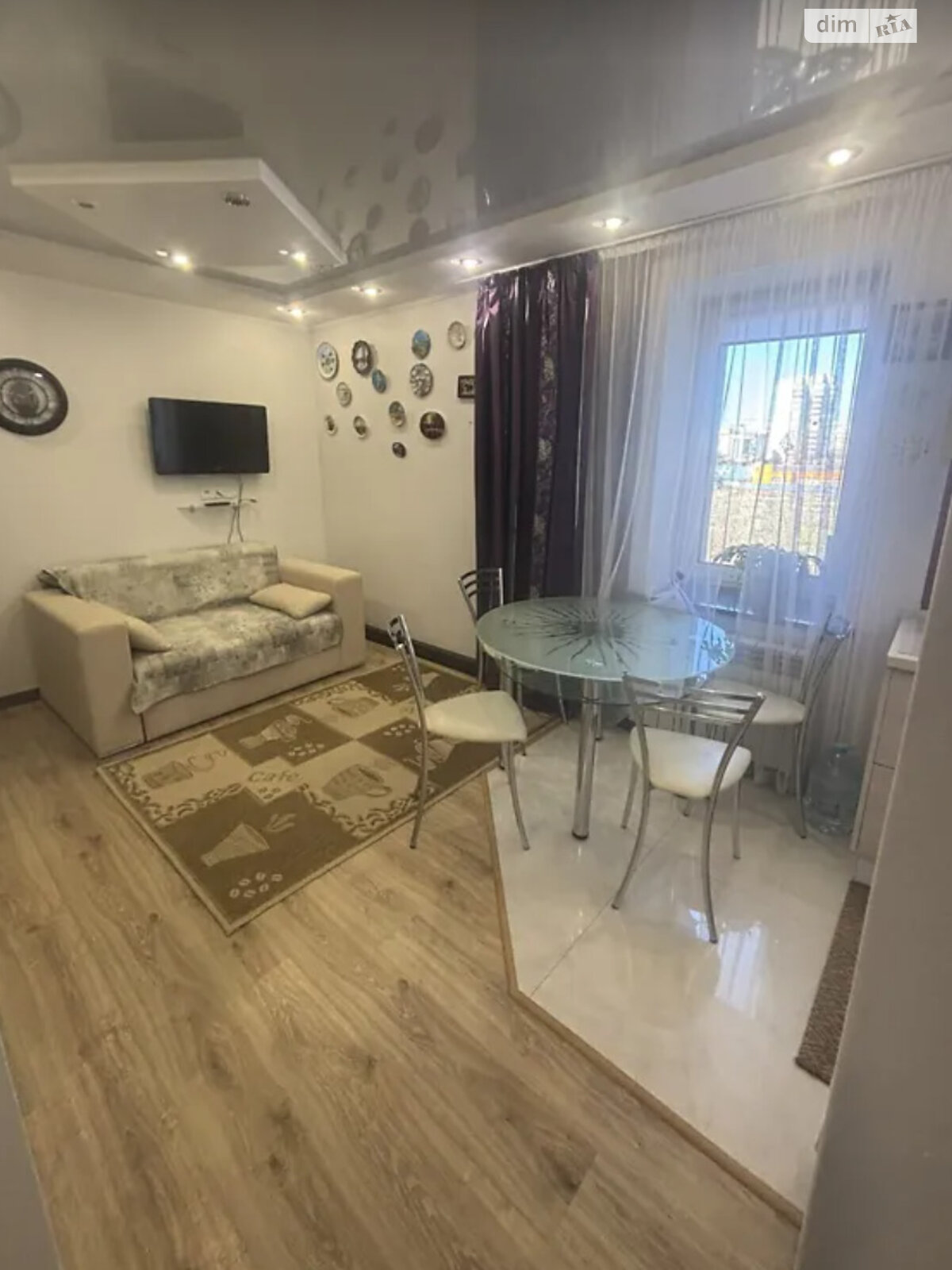 Продаж двокімнатної квартири в Рівному, на вул. Київська, район Автовокзал фото 1 Продаж двокімнатної квартири в Рівному, на вул. Київська, район Автовокзал фото 1