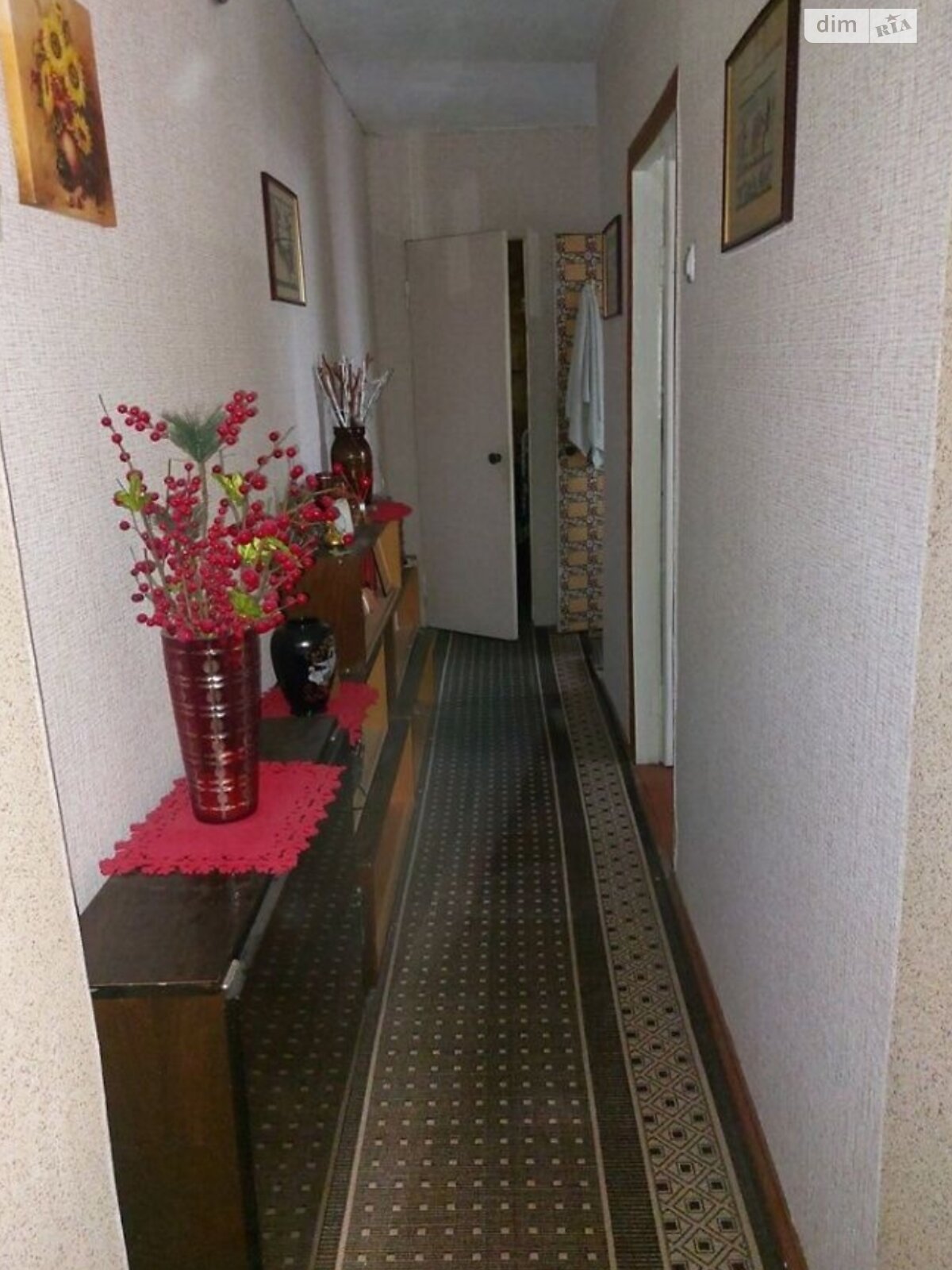 Продаж трикімнатної квартири в Рівному, на вул. Київська 46, район Автовокзал фото 1 Продаж трикімнатної квартири в Рівному, на вул. Київська 46, район Автовокзал фото 1