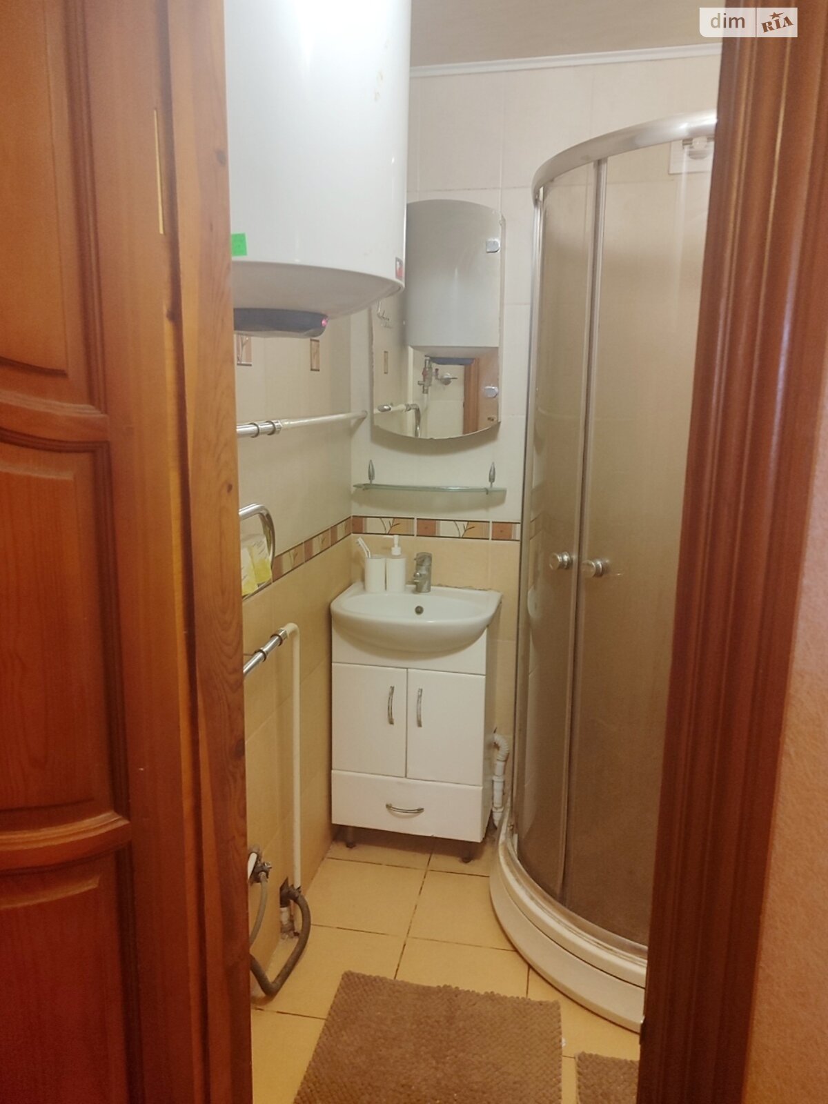 Продаж двокімнатної квартири в Рівному, на вул. Київська, район Автовокзал фото 1 Продаж двокімнатної квартири в Рівному, на вул. Київська, район Автовокзал фото 1