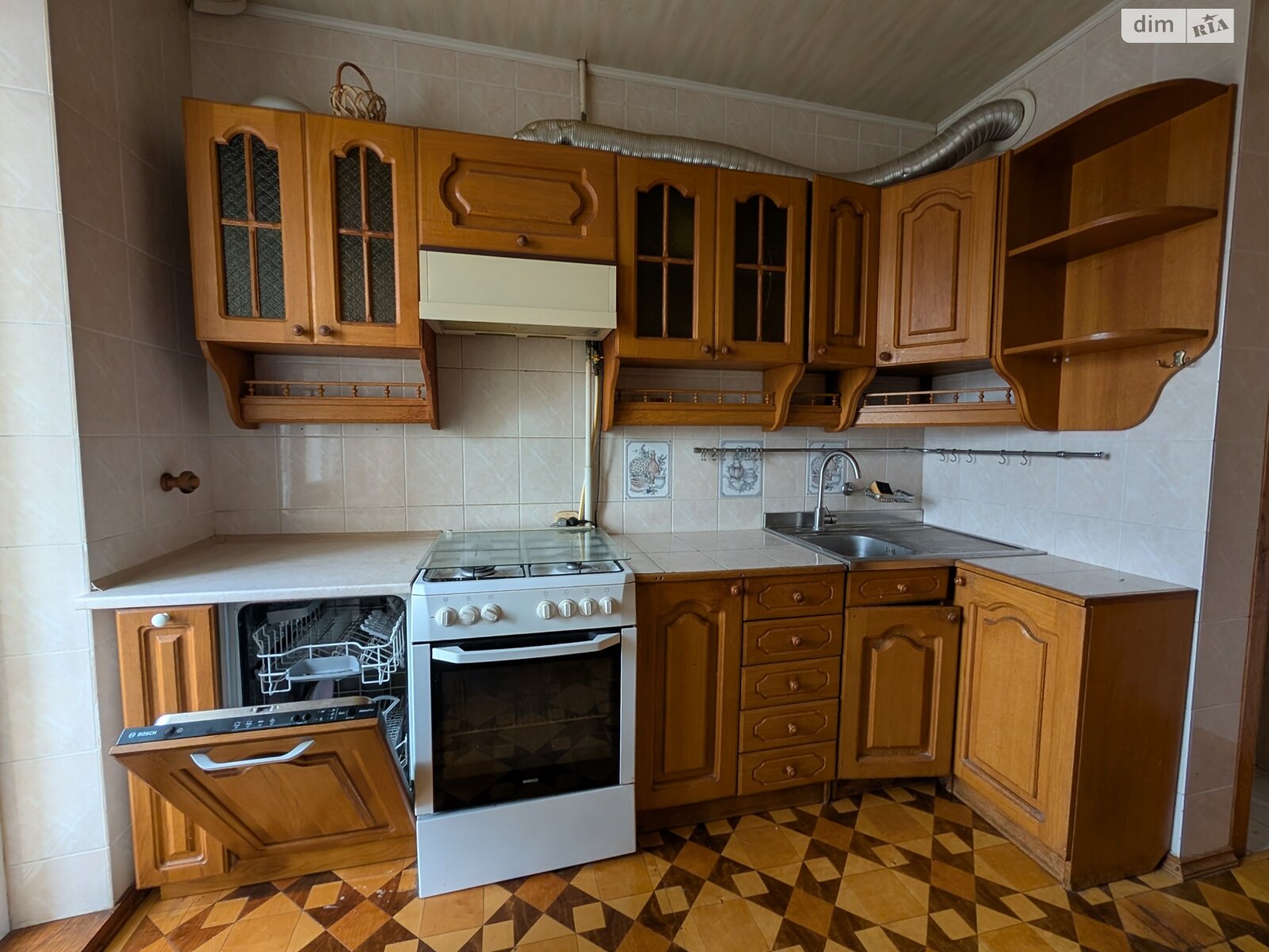 Продажа трехкомнатной квартиры в Ровно, на ул. Киевская, район Автовокзал фото 1