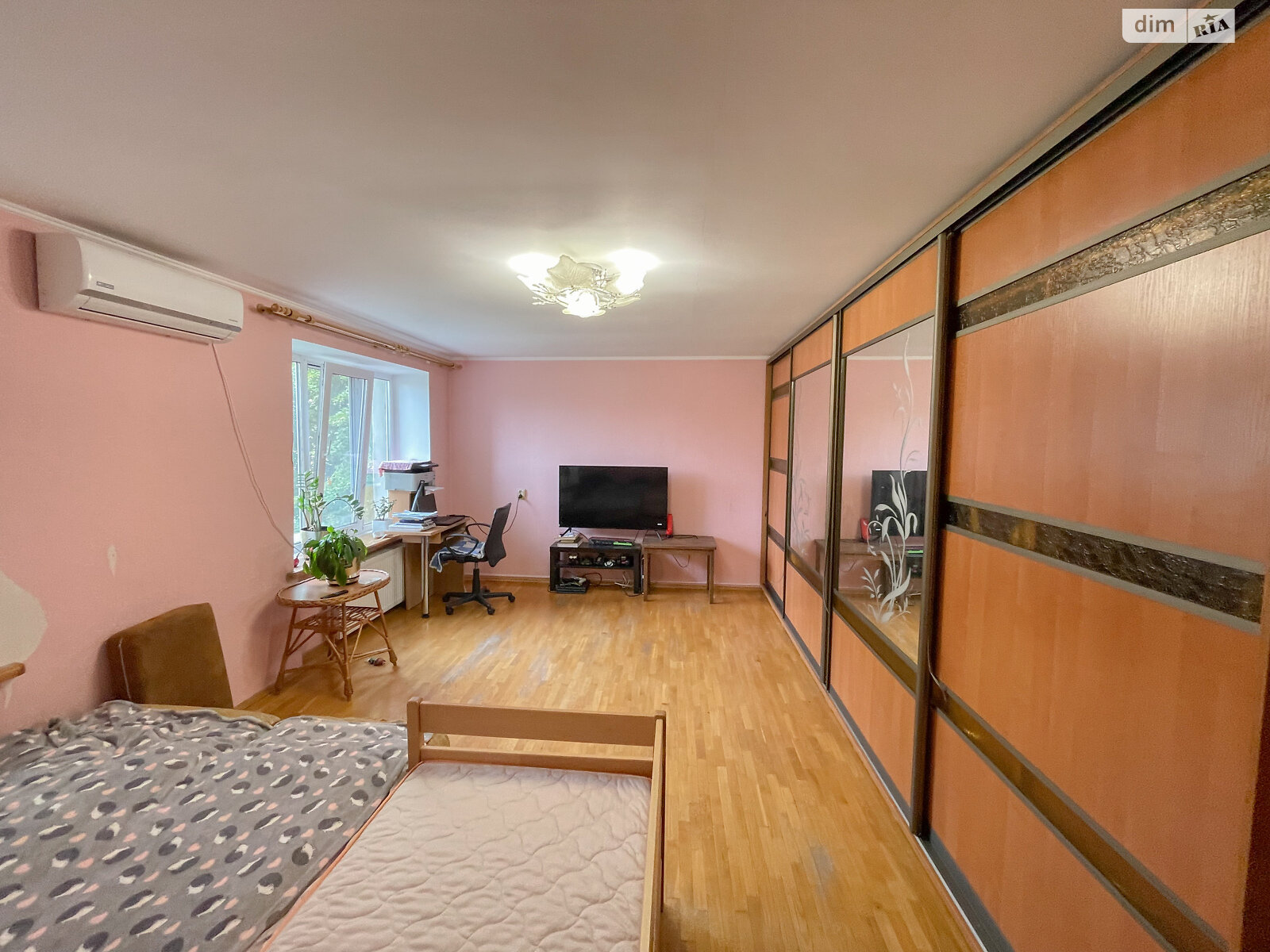 Продаж однокімнатної квартири в Рівному, на вул. Степана Бандери 69В, район Автовокзал фото 1 Продаж однокімнатної квартири в Рівному, на вул. Степана Бандери 69В, район Автовокзал фото 1