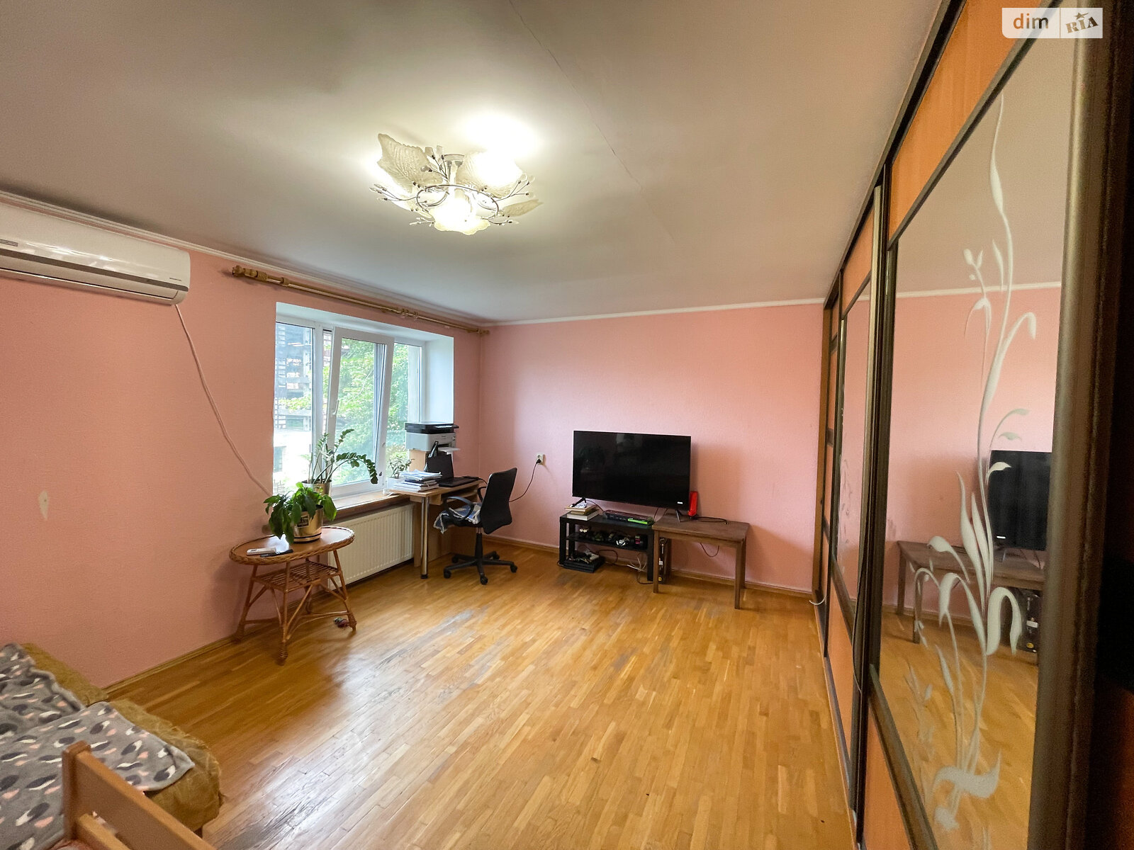 Продаж однокімнатної квартири в Рівному, на вул. Степана Бандери 69В, район Автовокзал фото 1 Продаж однокімнатної квартири в Рівному, на вул. Степана Бандери 69В, район Автовокзал фото 1