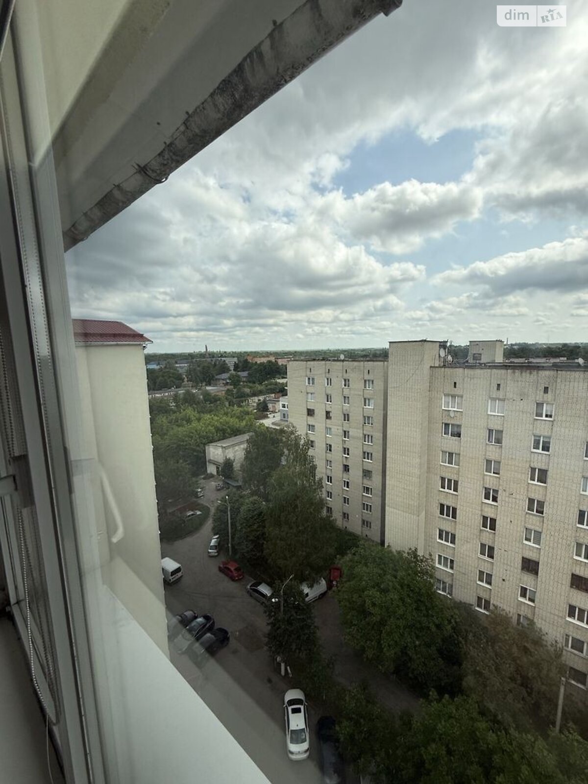 Продаж трикімнатної квартири в Рівному, на вул. Степана Дем'янчука, район Автовокзал фото 1 Продаж трикімнатної квартири в Рівному, на вул. Степана Дем'янчука, район Автовокзал фото 1