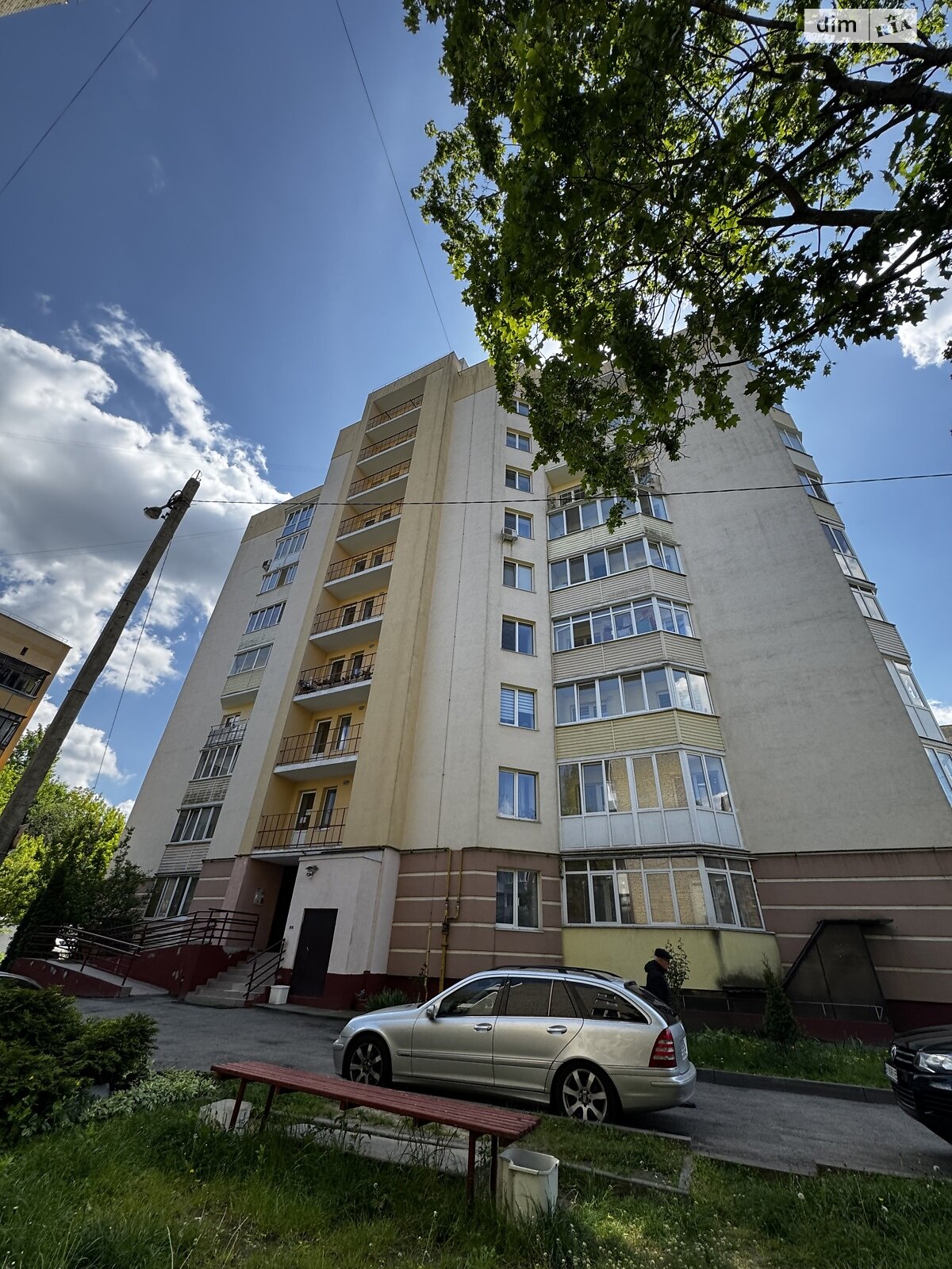 Продаж однокімнатної квартири в Рівному, на вул. Відінська, район Автовокзал фото 1 Продаж однокімнатної квартири в Рівному, на вул. Відінська, район Автовокзал фото 1