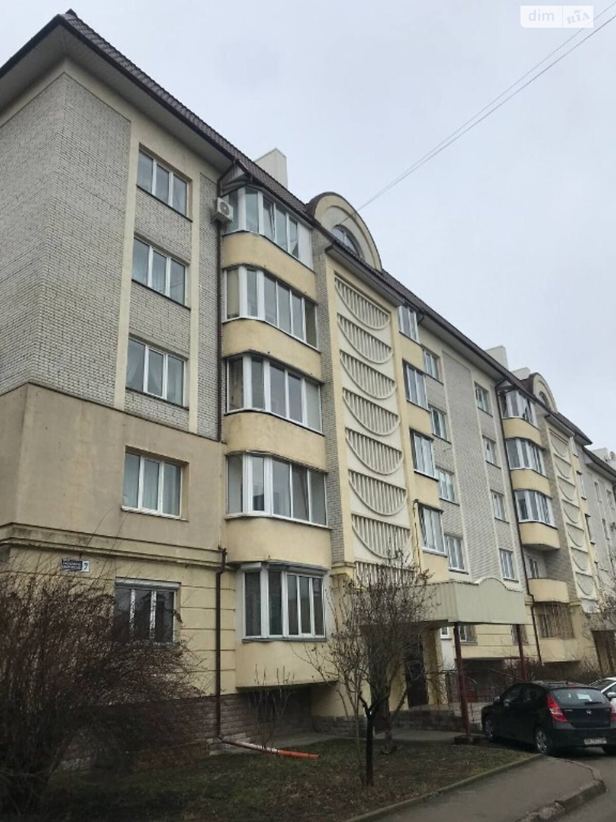 Продажа двухкомнатной квартиры в Ровно, на ул. Защитников Мариуполя 7, район Автовокзал фото 1