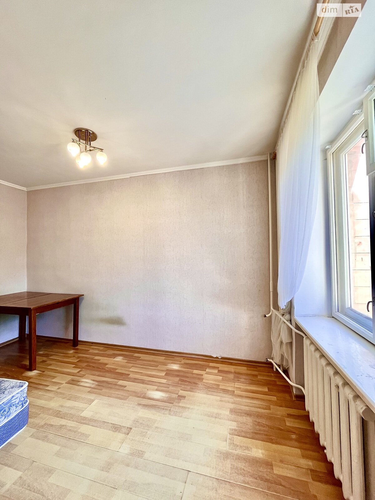 Продаж двокімнатної квартири в Рівному, на вул. Відінська 3, район Автовокзал фото 1 Продаж двокімнатної квартири в Рівному, на вул. Відінська 3, район Автовокзал фото 1