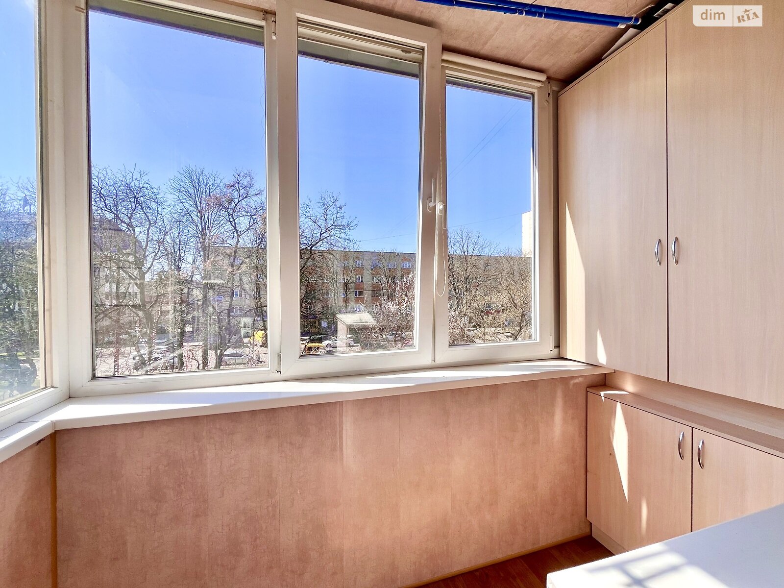 Продаж двокімнатної квартири в Рівному, на вул. Відінська 3, район Автовокзал фото 1 Продаж двокімнатної квартири в Рівному, на вул. Відінська 3, район Автовокзал фото 1