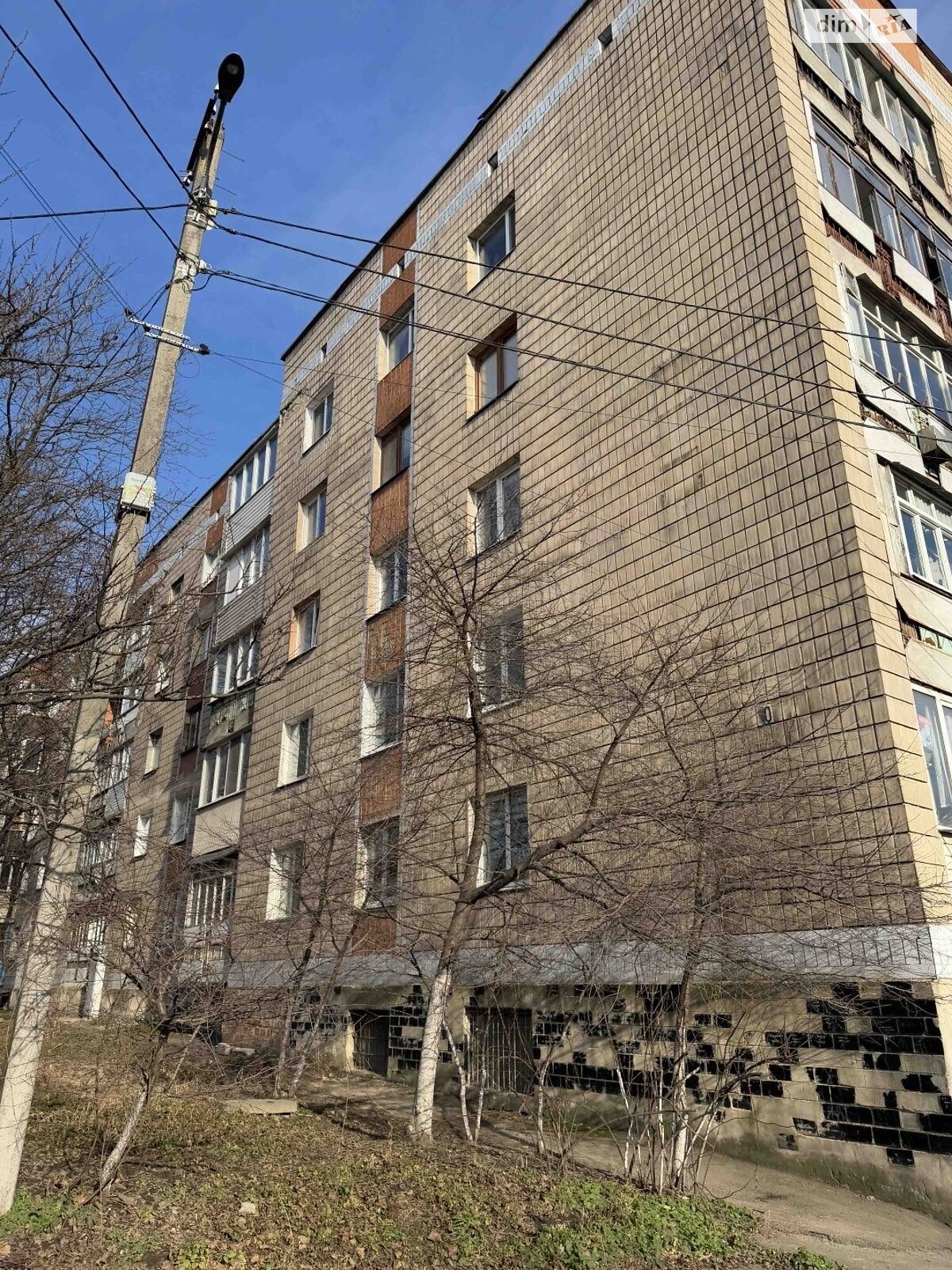 Продажа трехкомнатной квартиры в Ровно, на ул. Белая, фото 1 Продажа трехкомнатной квартиры в Ровно, на ул. Белая, фото 1