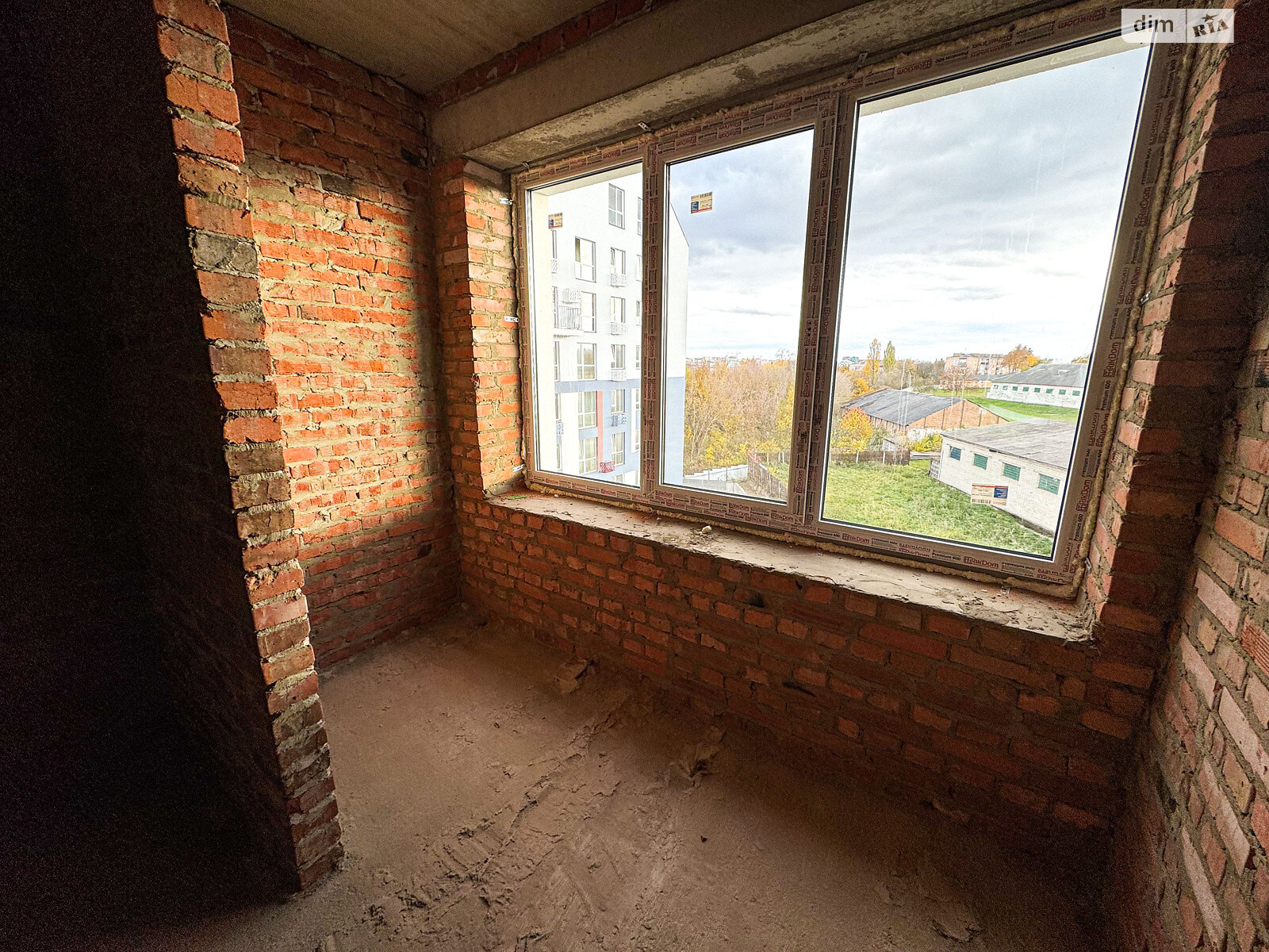 Продажа двухкомнатной квартиры в Ровно, на ул. Белая 1Б, фото 1