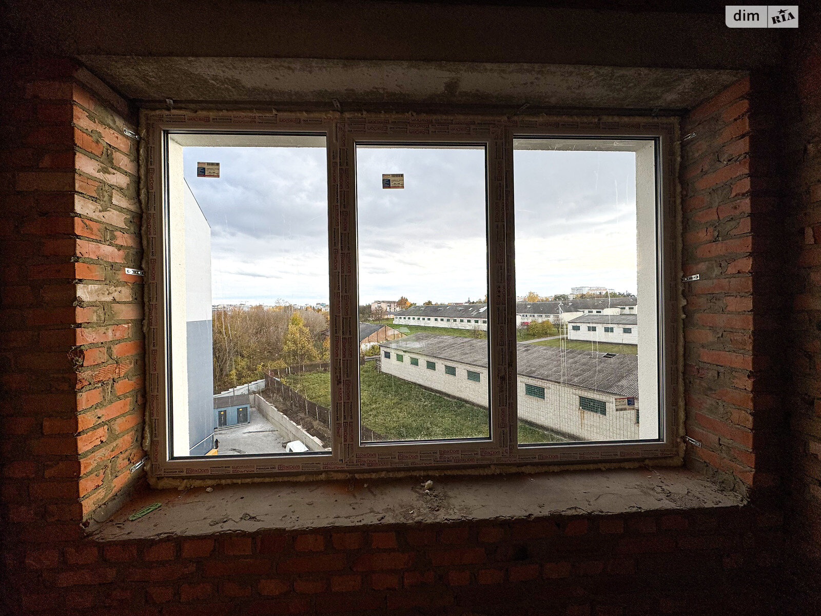 Продажа двухкомнатной квартиры в Ровно, на ул. Белая 1Б, фото 1