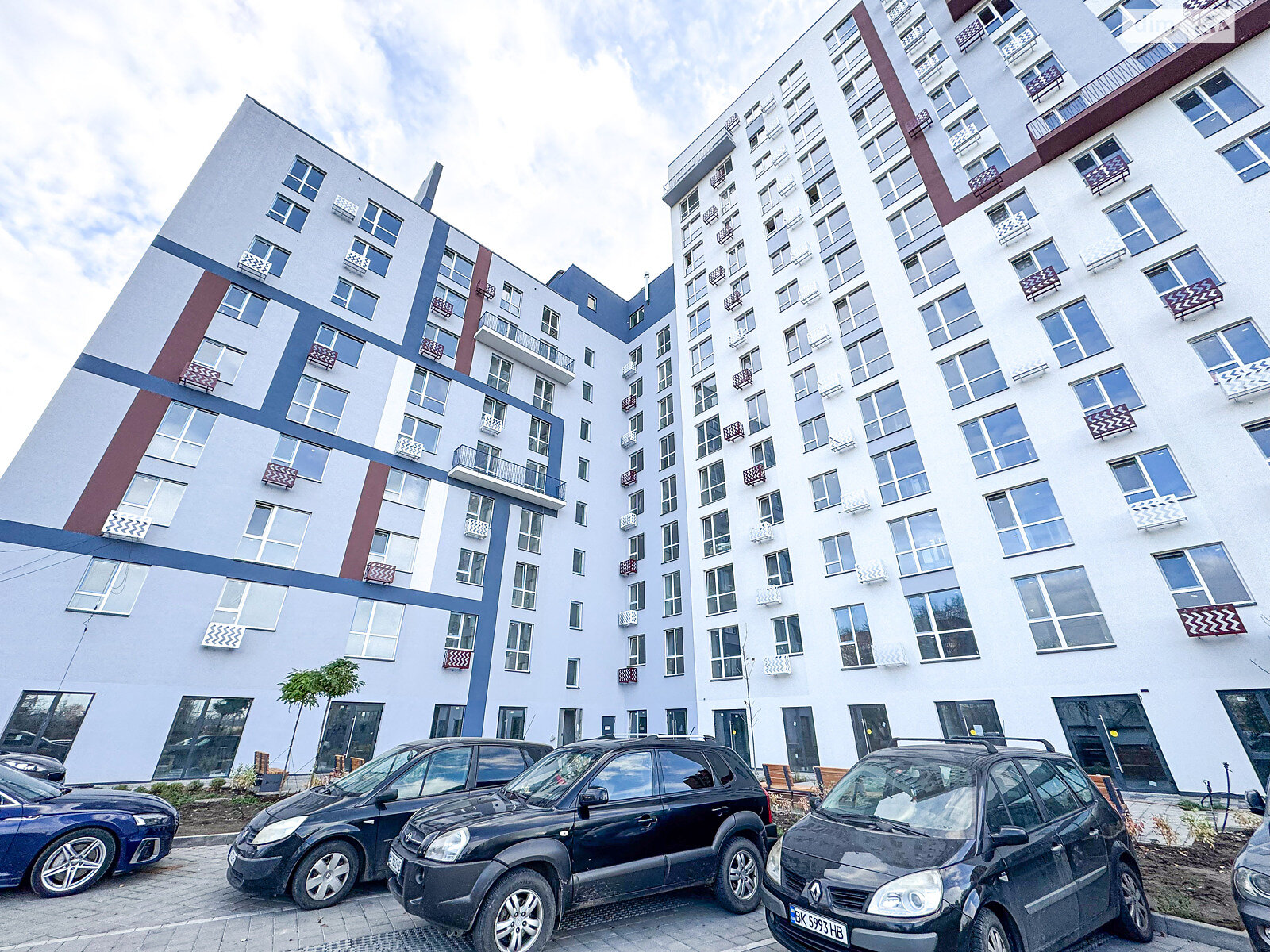 Продажа двухкомнатной квартиры в Ровно, на ул. Белая 1Б, фото 1