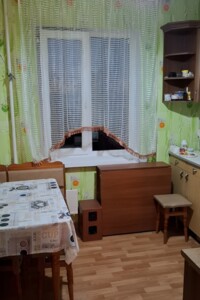 Продажа однокомнатной квартиры в Ровно, на ул. Кулика и Гудачека 6, район Боярка фото 2