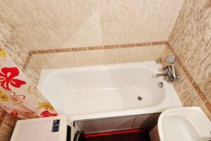 Продаж двокімнатної квартири в Рівному, на вул. Кулика і Гудачека 6, район Боярка фото 2 Продаж двокімнатної квартири в Рівному, на вул. Кулика і Гудачека 6, район Боярка фото 2