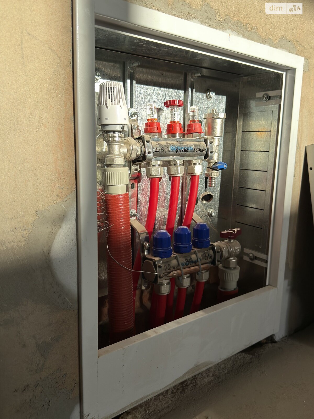 Продаж однокімнатної квартири в Рівному, на вул. Назара Небожинського 6, район Боярка фото 1 Продаж однокімнатної квартири в Рівному, на вул. Назара Небожинського 6, район Боярка фото 1