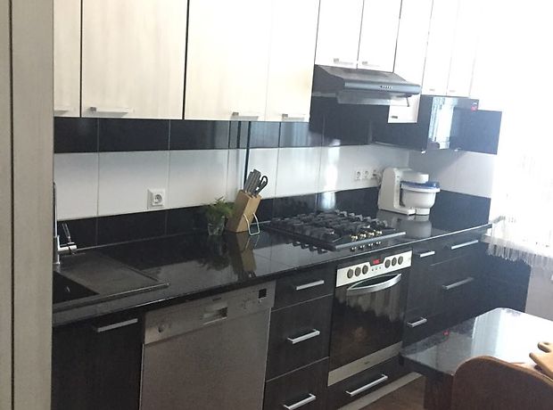 Продажа квартиры, 4 ком., Ровно, р‑н. Боярка, Олени Теліги Продажа квартиры, 4 ком., Ровно, р‑н. Боярка, Олени Теліги