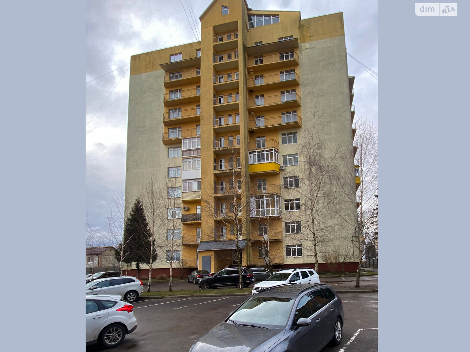 Продаж трикімнатної квартири в Рівному, на вул. Гайдамацька 2Б, кв. 12, район Чайка фото 1