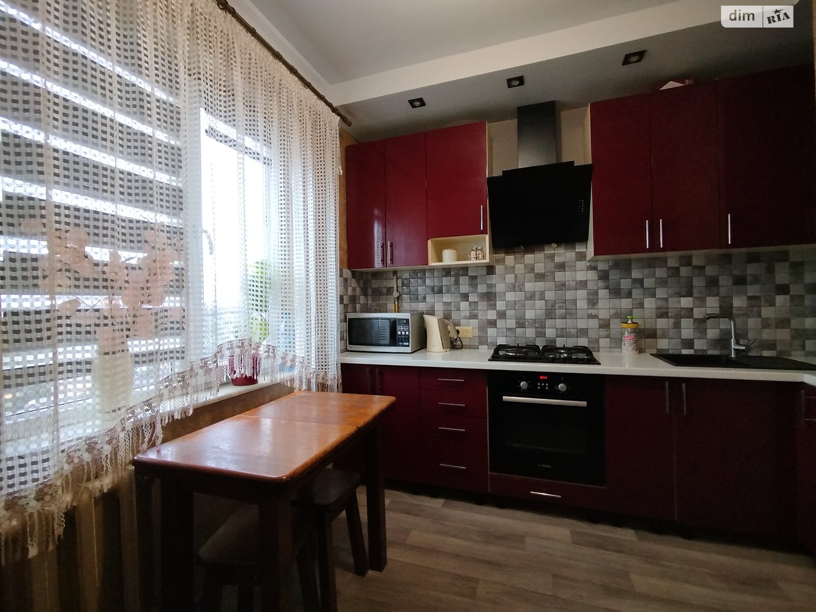 Продажа однокомнатной квартиры в Ровно, на ул. Гайдамацкая 10-12, район Чайка фото 1 Продажа однокомнатной квартиры в Ровно, на ул. Гайдамацкая 10-12, район Чайка фото 1