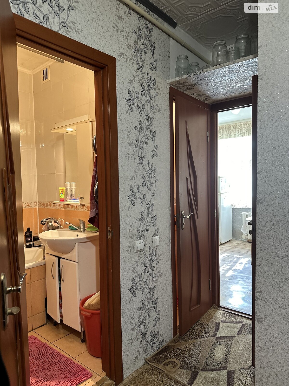 Продаж двокімнатної квартири в Рівному, на вул. Гайдамацька 31, район Чайка фото 1 Продаж двокімнатної квартири в Рівному, на вул. Гайдамацька 31, район Чайка фото 1