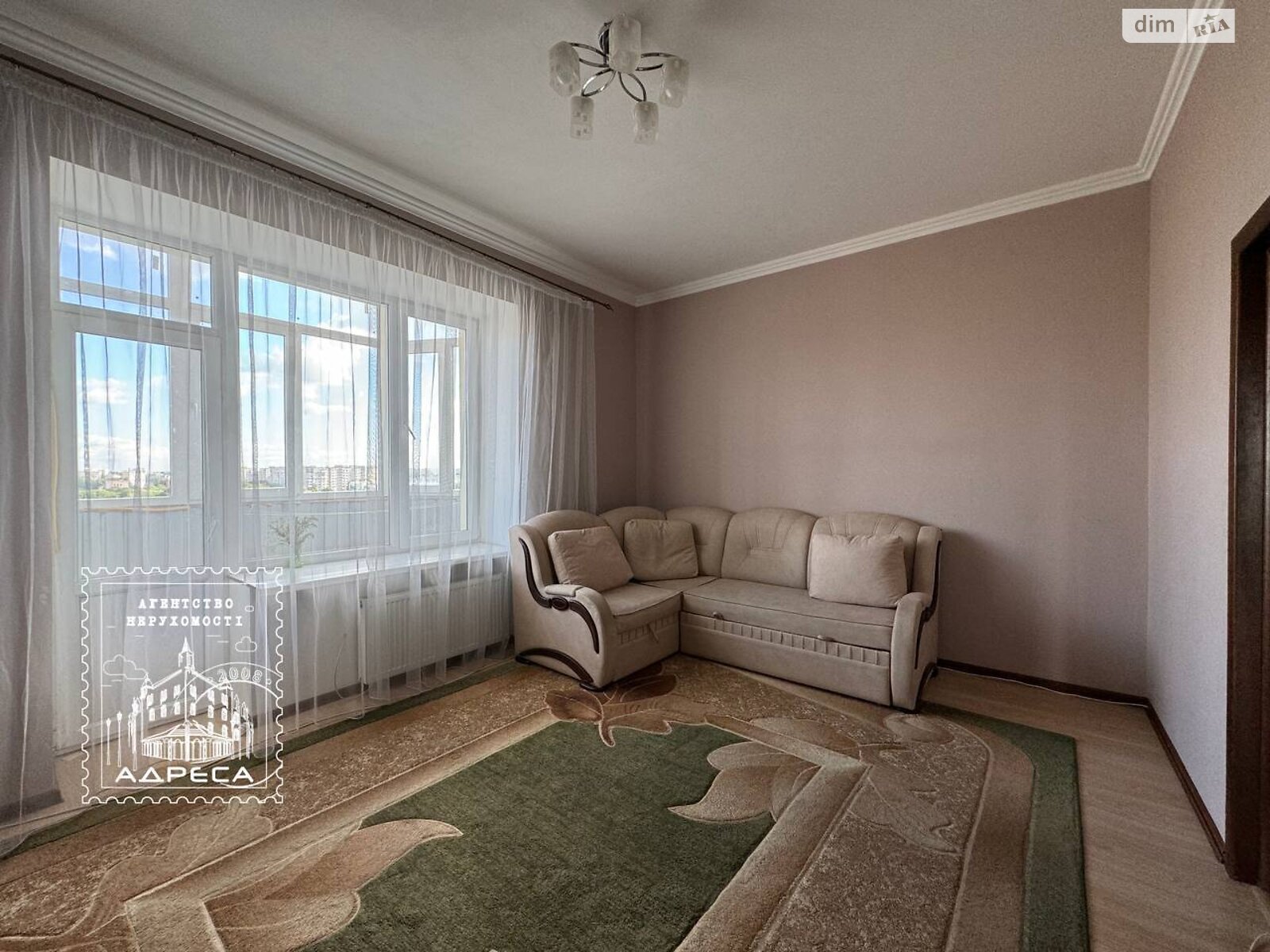 Продаж двокімнатної квартири в Рівному, на вул. Гайдамацька 2В, район Чайка фото 1 Продаж двокімнатної квартири в Рівному, на вул. Гайдамацька 2В, район Чайка фото 1