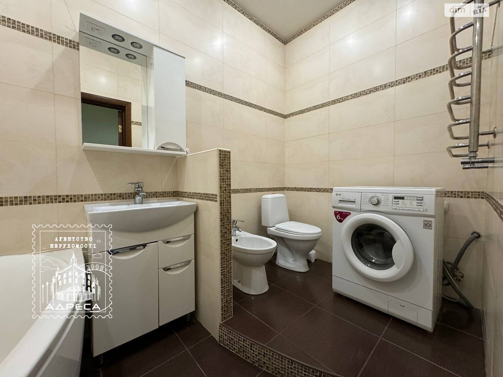 Продажа двухкомнатной квартиры в Ровно, на ул. Гайдамацкая 2В, район Чайка фото 1 Продажа двухкомнатной квартиры в Ровно, на ул. Гайдамацкая 2В, район Чайка фото 1