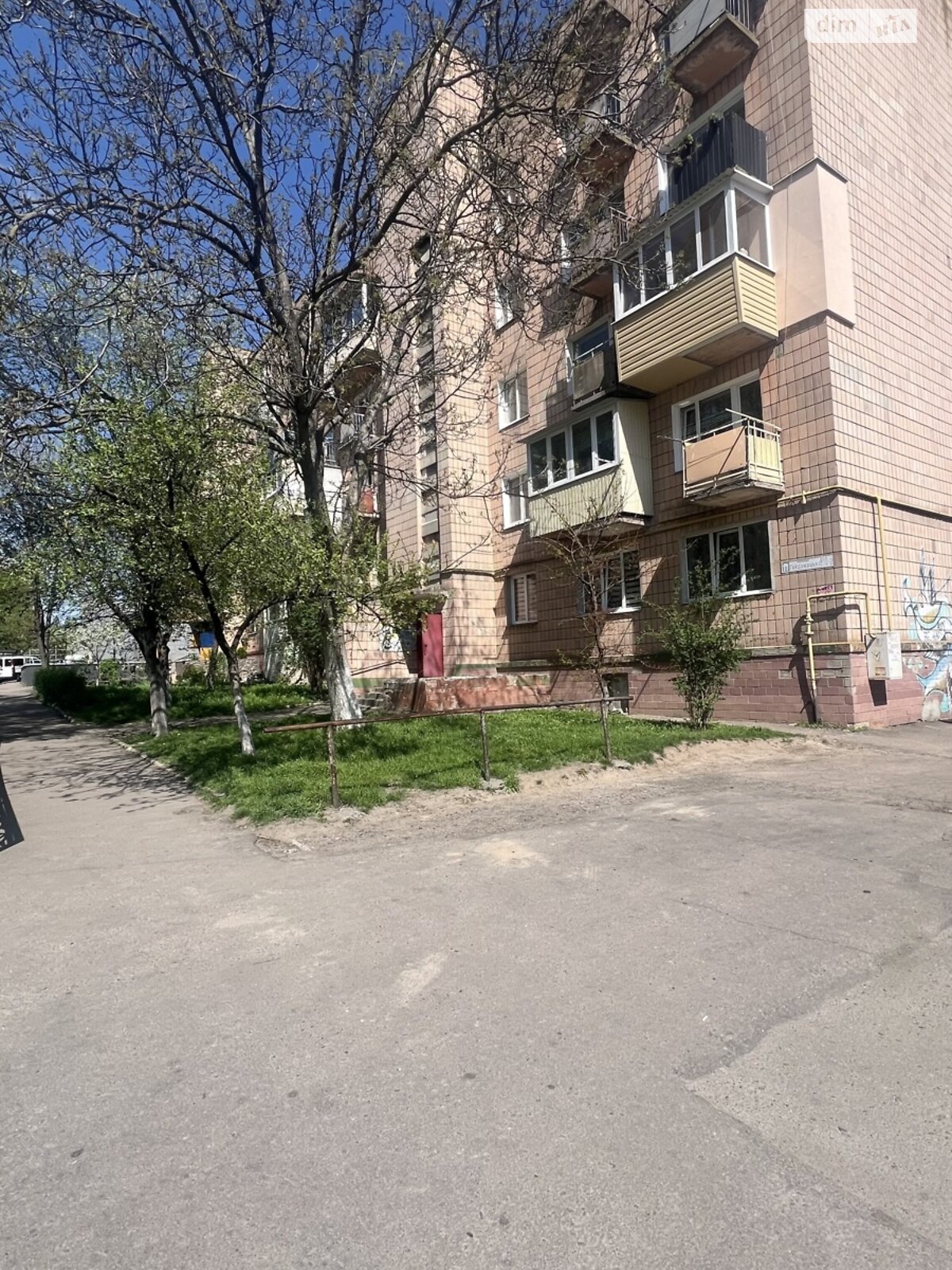 Продаж однокімнатної квартири в Рівному, на вул. Гайдамацька 10А, район Чайка фото 1 Продаж однокімнатної квартири в Рівному, на вул. Гайдамацька 10А, район Чайка фото 1