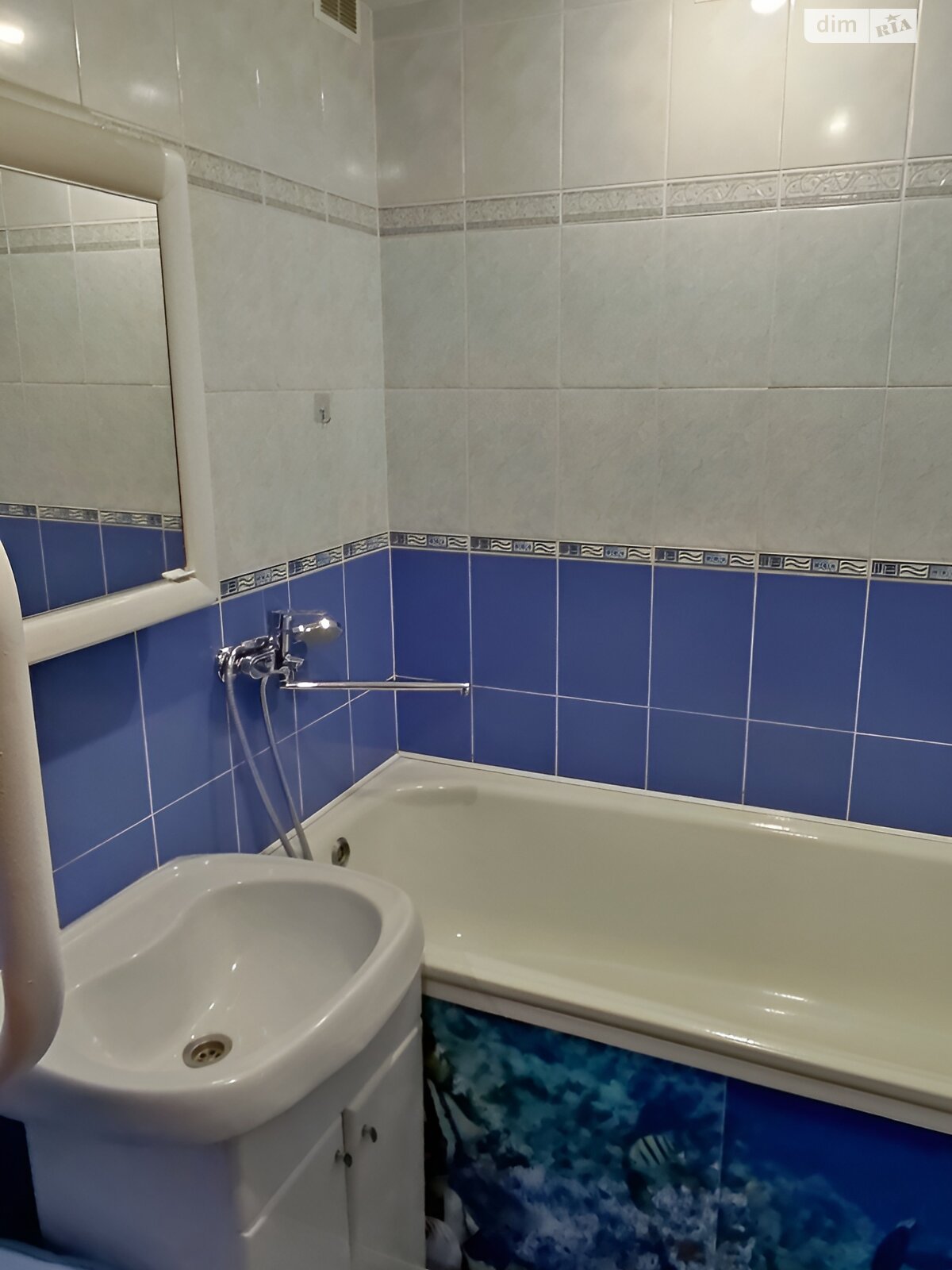 Продаж двокімнатної квартири в Рівному, на вул. Гайдамацька 35, район Чайка фото 1 Продаж двокімнатної квартири в Рівному, на вул. Гайдамацька 35, район Чайка фото 1