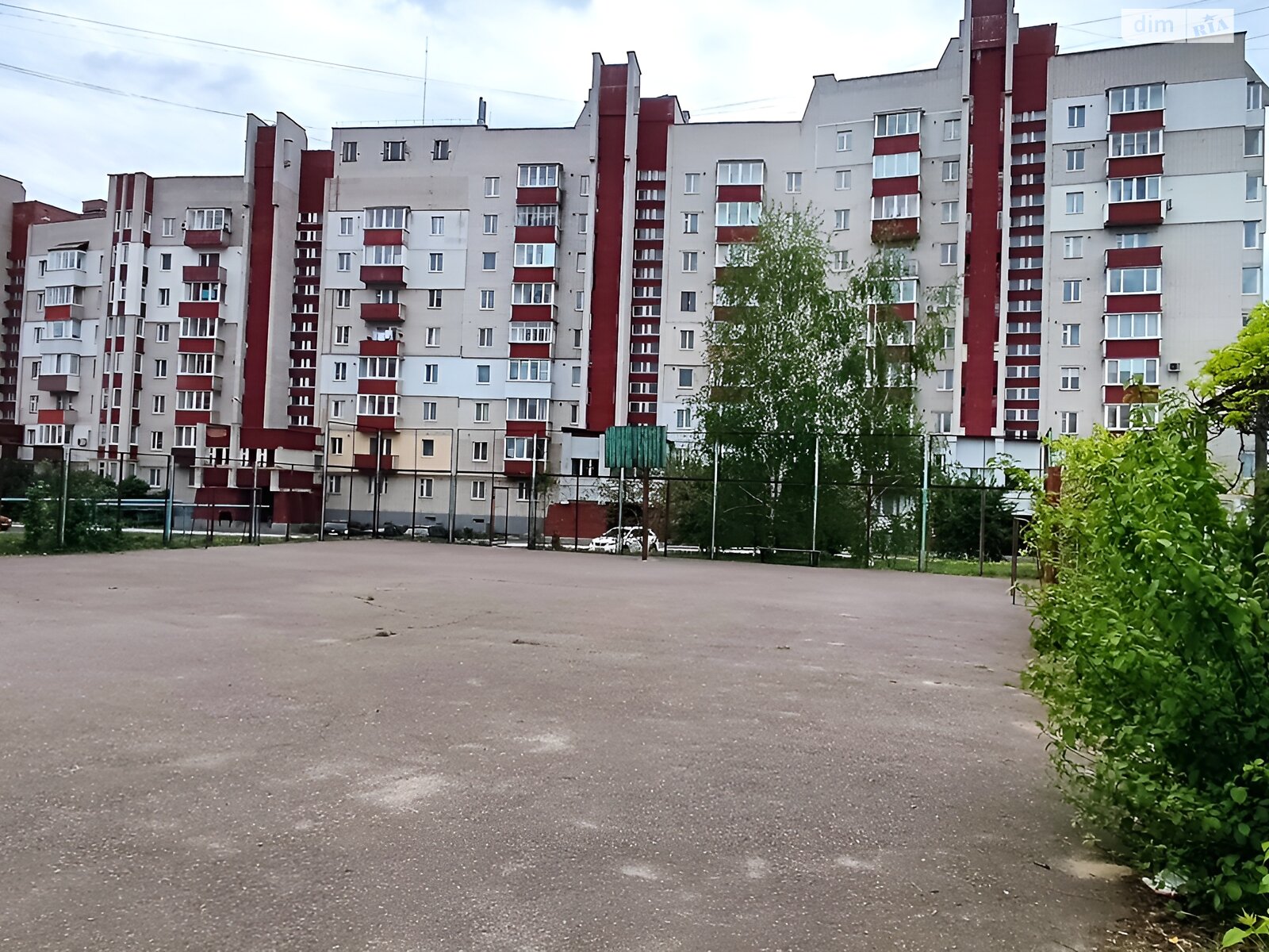 Продаж двокімнатної квартири в Рівному, на вул. Гайдамацька 35, район Чайка фото 1 Продаж двокімнатної квартири в Рівному, на вул. Гайдамацька 35, район Чайка фото 1