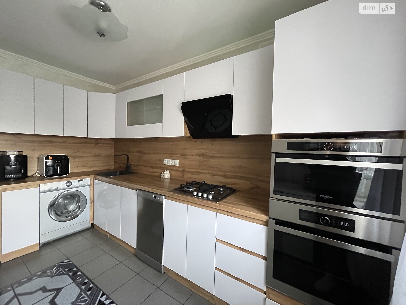 Продаж трикімнатної квартири в Рівному, на вул. Гайдамацька 35, район Чайка фото 1 Продаж трикімнатної квартири в Рівному, на вул. Гайдамацька 35, район Чайка фото 1