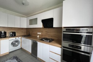 Продаж трикімнатної квартири в Рівному, на вул. Гайдамацька 35, район Чайка фото 2
