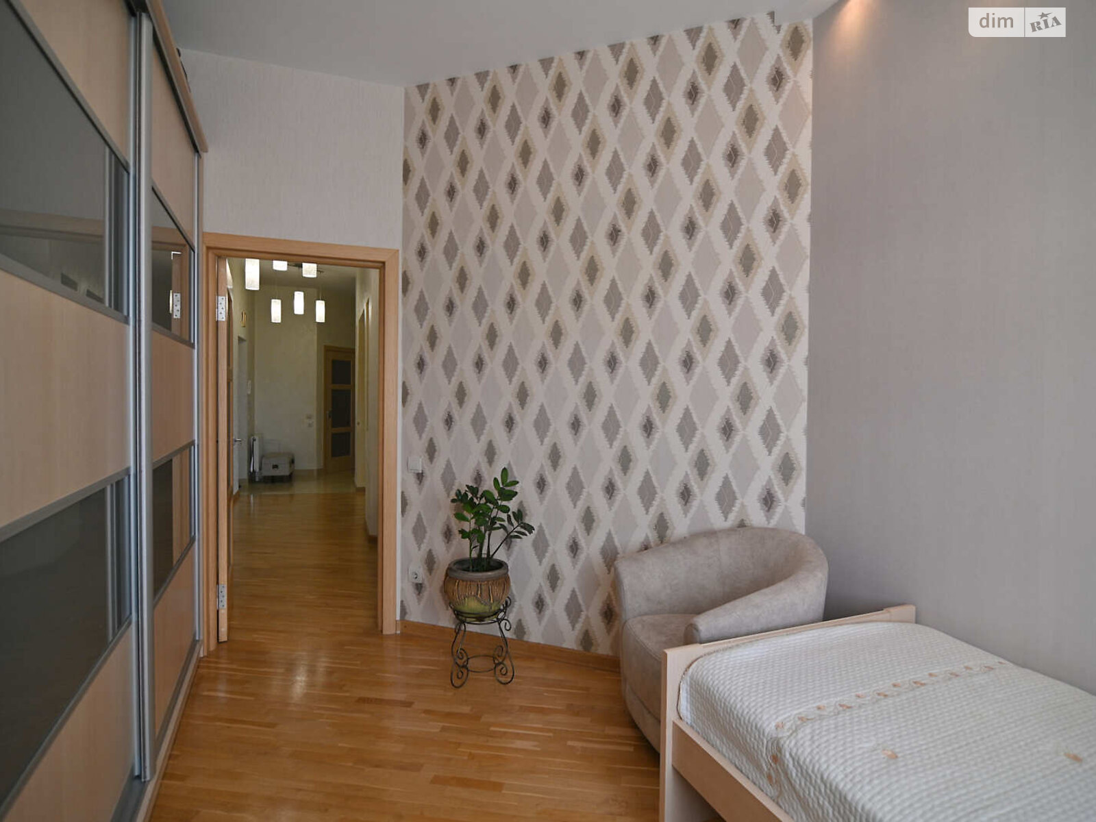 Продажа двухкомнатной квартиры в Ровно, на ул. Гайдамацкая 2Б, район Чайка фото 1 Продажа двухкомнатной квартиры в Ровно, на ул. Гайдамацкая 2Б, район Чайка фото 1