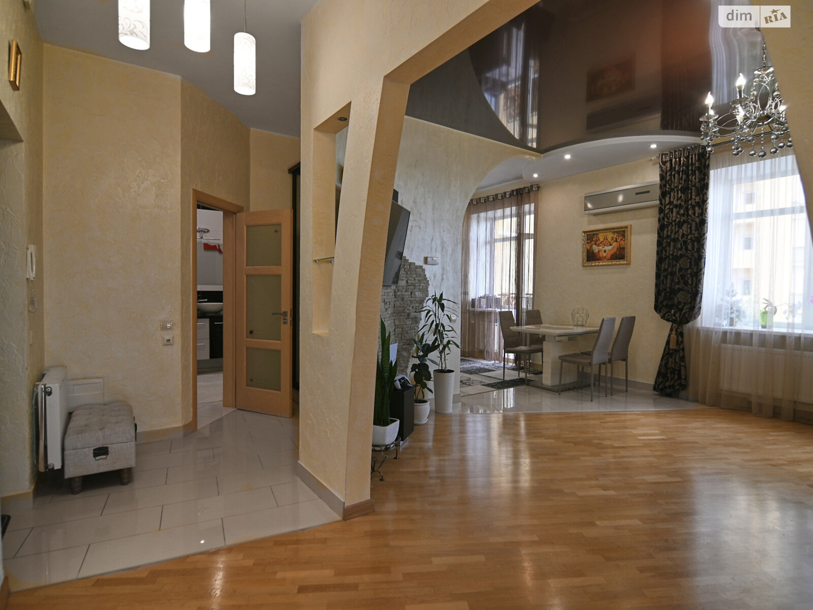 Продажа двухкомнатной квартиры в Ровно, на ул. Гайдамацкая 2Б, район Чайка фото 1 Продажа двухкомнатной квартиры в Ровно, на ул. Гайдамацкая 2Б, район Чайка фото 1
