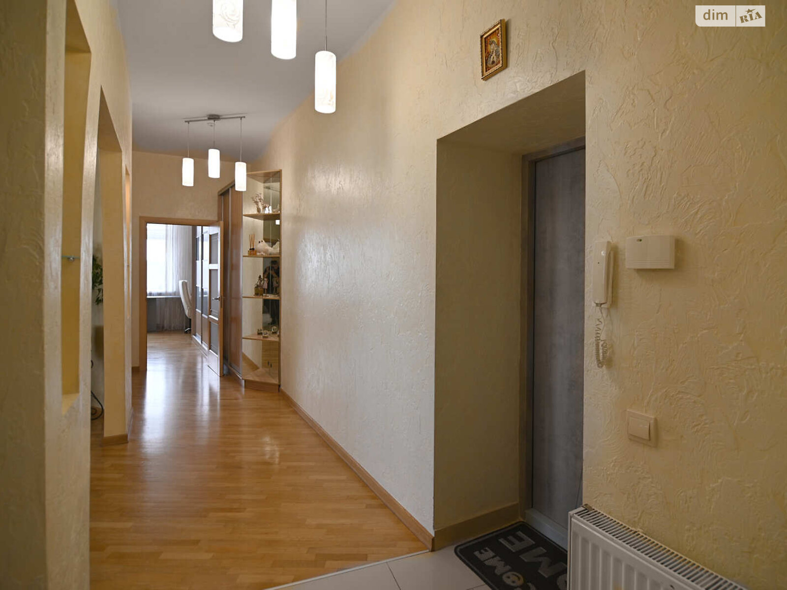 Продажа двухкомнатной квартиры в Ровно, на ул. Гайдамацкая 2Б, район Чайка фото 1 Продажа двухкомнатной квартиры в Ровно, на ул. Гайдамацкая 2Б, район Чайка фото 1