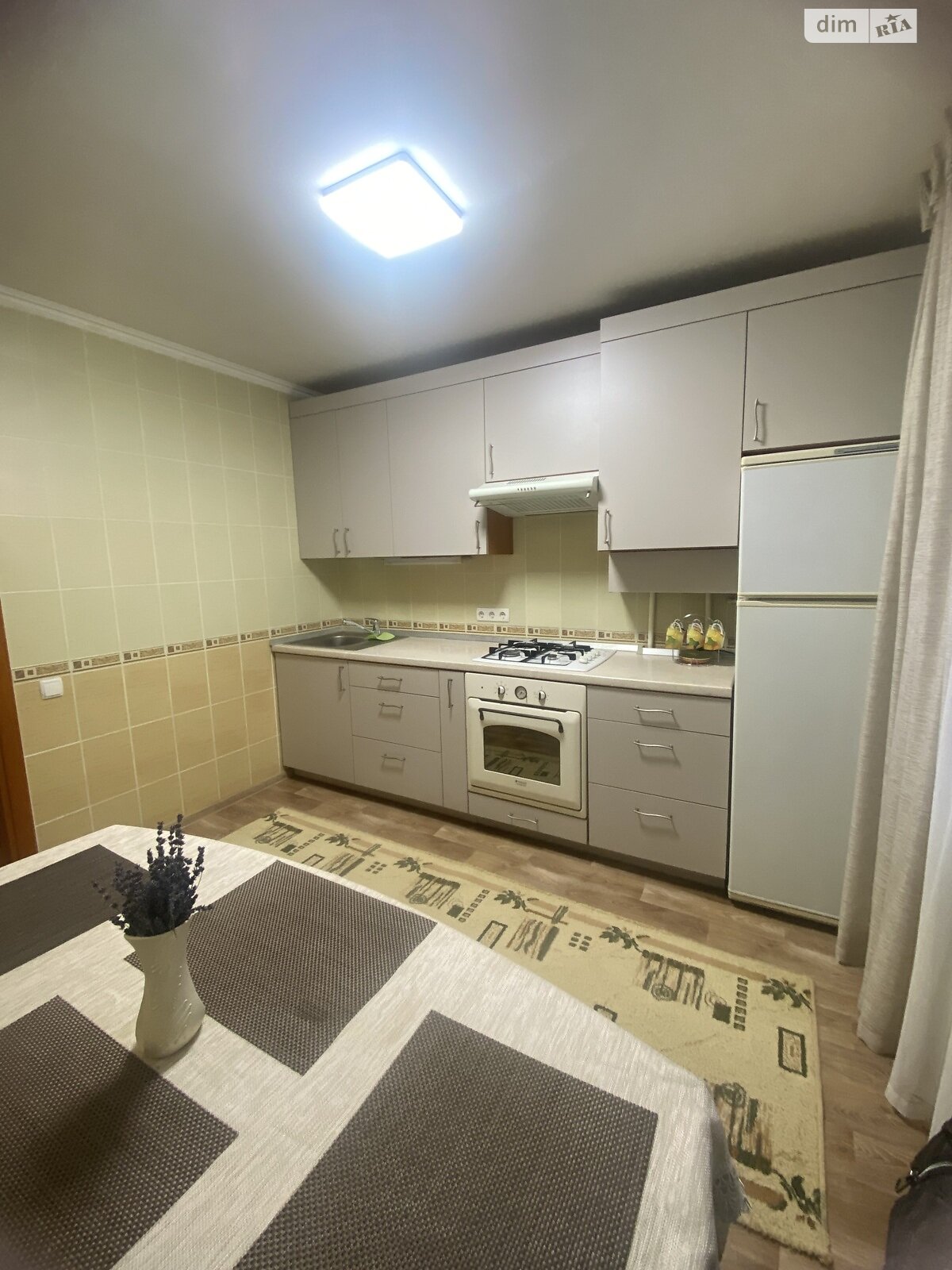 Продажа двухкомнатной квартиры в Ровно, на ул. Гайдамацкая, район Чайка фото 1 Продажа двухкомнатной квартиры в Ровно, на ул. Гайдамацкая, район Чайка фото 1