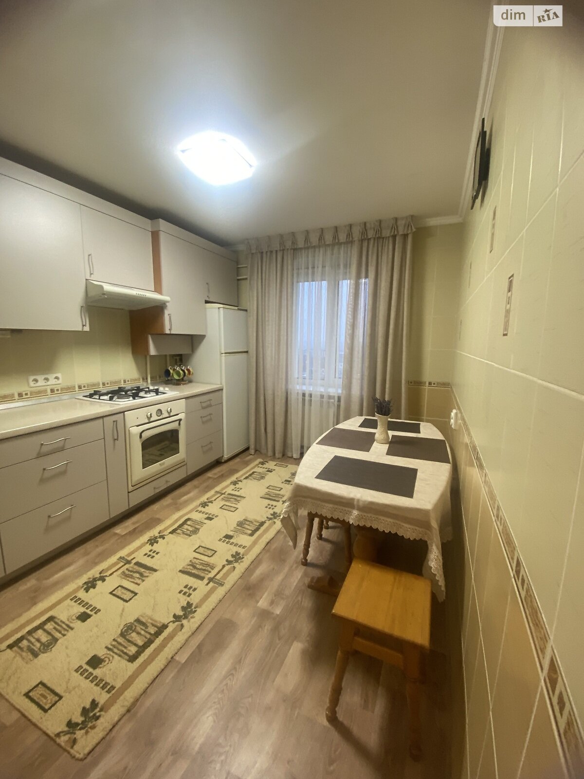 Продажа двухкомнатной квартиры в Ровно, на ул. Гайдамацкая, район Чайка фото 1 Продажа двухкомнатной квартиры в Ровно, на ул. Гайдамацкая, район Чайка фото 1