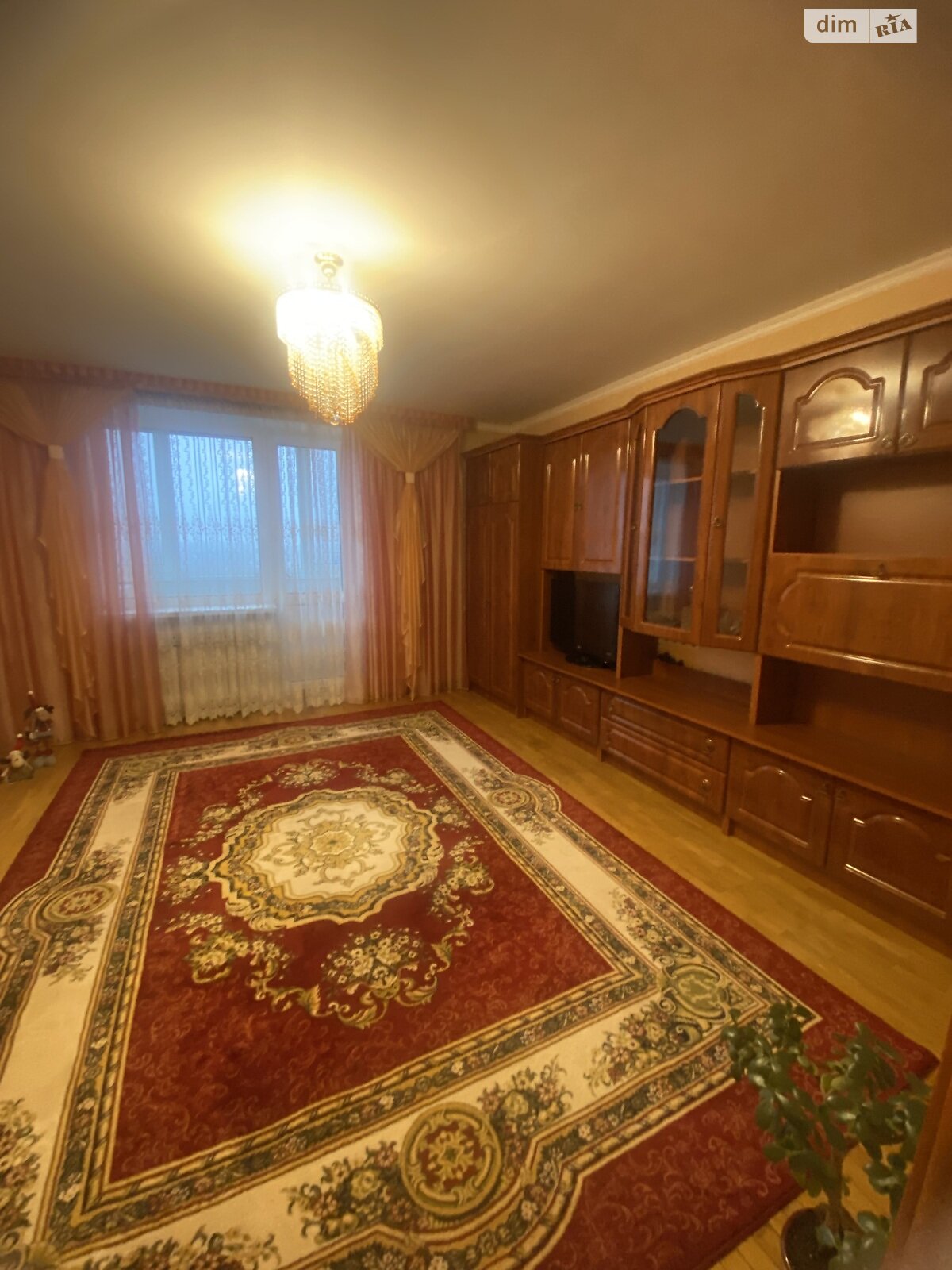 Продажа двухкомнатной квартиры в Ровно, на ул. Гайдамацкая, район Чайка фото 1 Продажа двухкомнатной квартиры в Ровно, на ул. Гайдамацкая, район Чайка фото 1