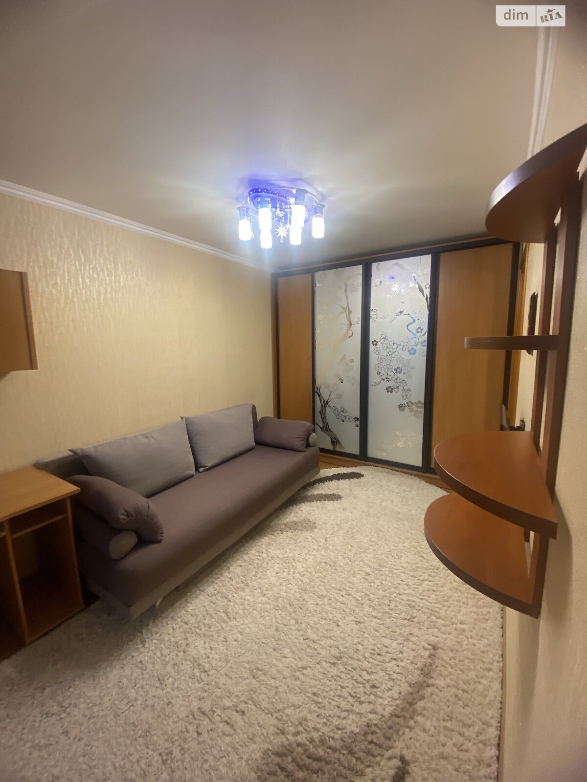 Продажа двухкомнатной квартиры в Ровно, на ул. Гайдамацкая, район Чайка фото 1 Продажа двухкомнатной квартиры в Ровно, на ул. Гайдамацкая, район Чайка фото 1