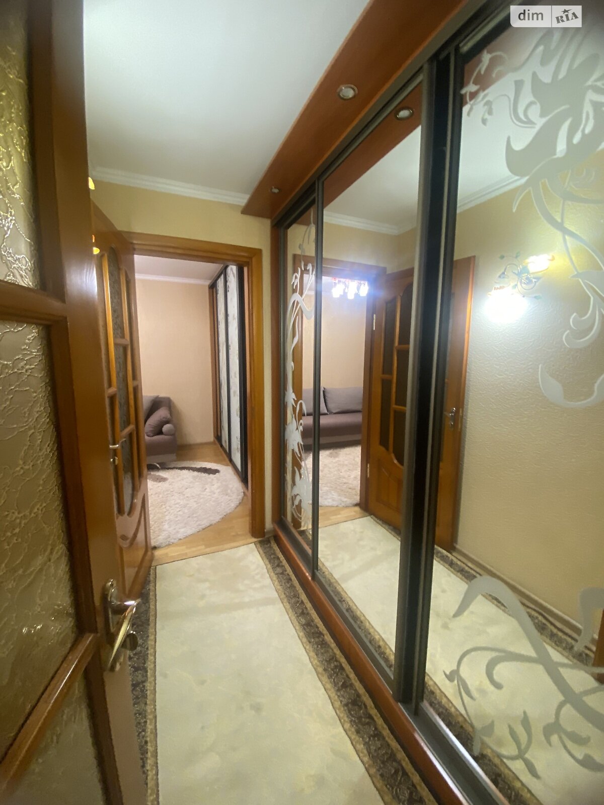 Продажа двухкомнатной квартиры в Ровно, на ул. Гайдамацкая, район Чайка фото 1 Продажа двухкомнатной квартиры в Ровно, на ул. Гайдамацкая, район Чайка фото 1