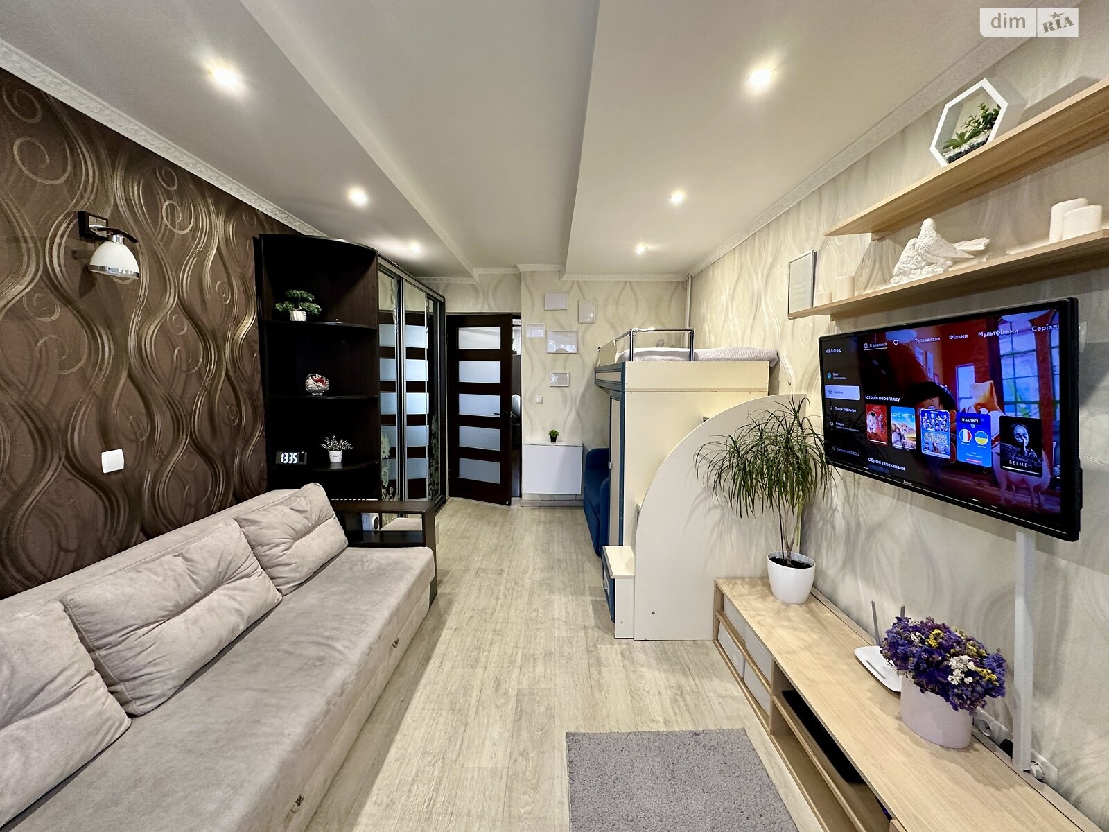 Продажа однокомнатной квартиры в Ровно, на ул. Гайдамацкая 10А, район Чайка фото 1