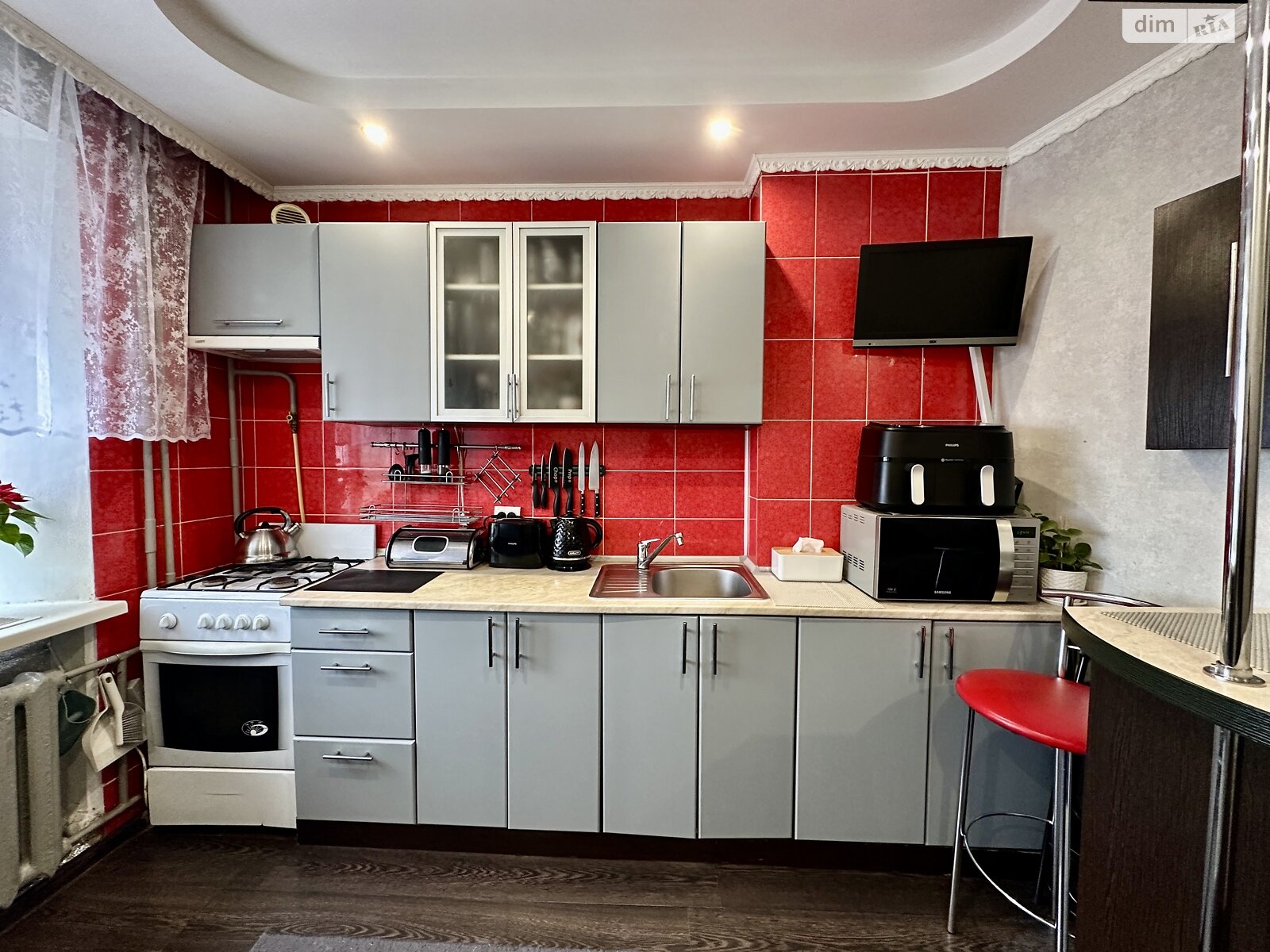 Продажа однокомнатной квартиры в Ровно, на ул. Гайдамацкая 10А, район Чайка фото 1