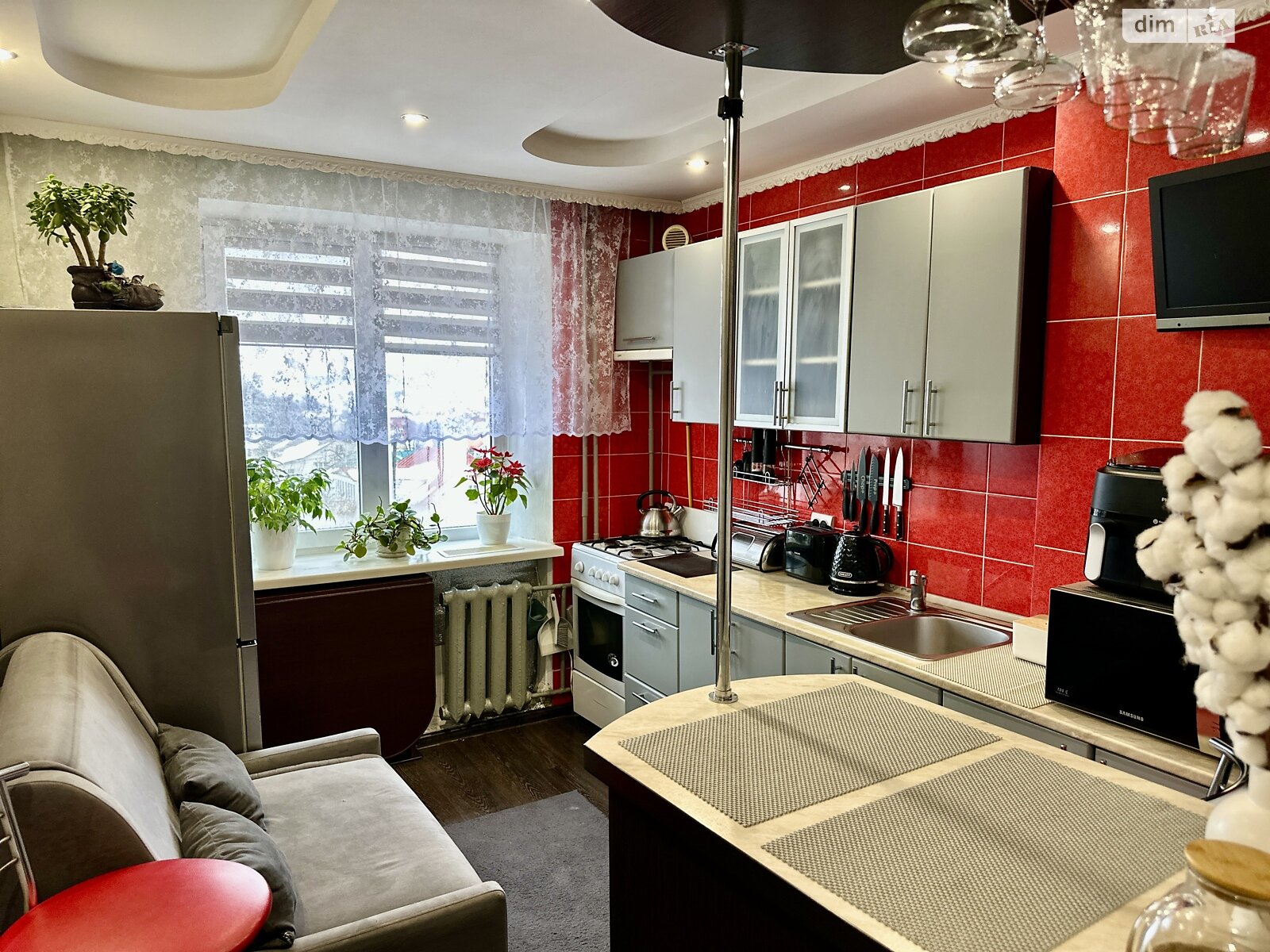 Продажа однокомнатной квартиры в Ровно, на ул. Гайдамацкая 10А, район Чайка фото 1