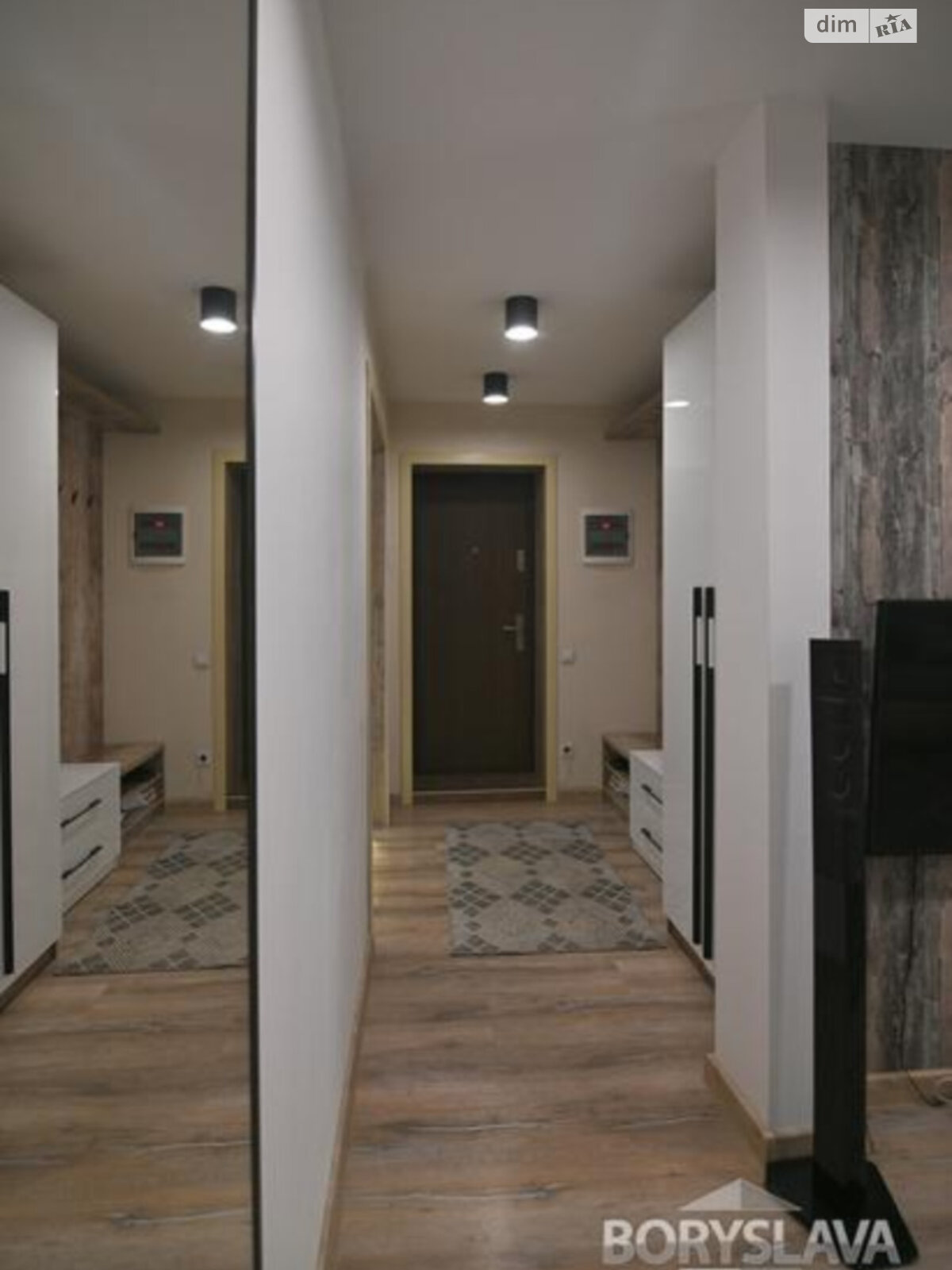Продаж двокімнатної квартири в Рівному, на просп. Генерала Безручка 2/20, район Чайка фото 1 Продаж двокімнатної квартири в Рівному, на просп. Генерала Безручка 2/20, район Чайка фото 1
