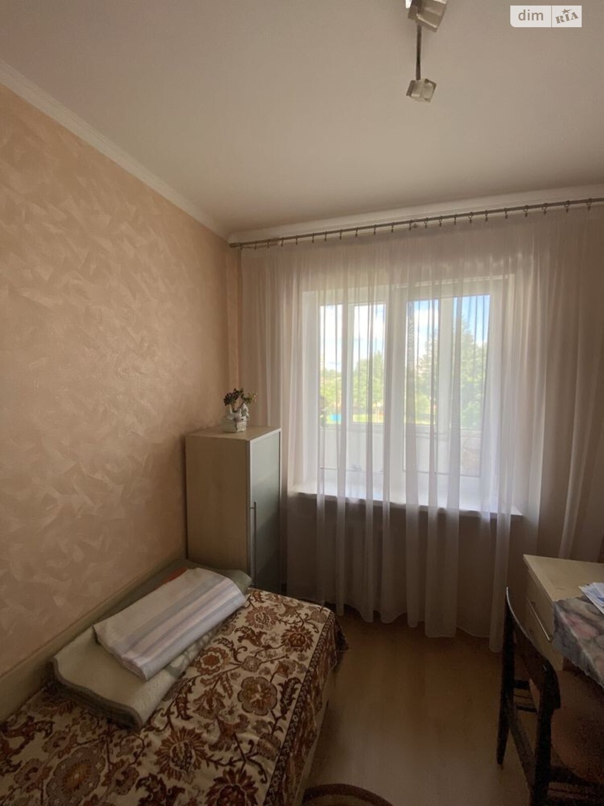 Продажа трехкомнатной квартиры в Ровно, на ул. Грушевского Академика, район Чайка фото 1