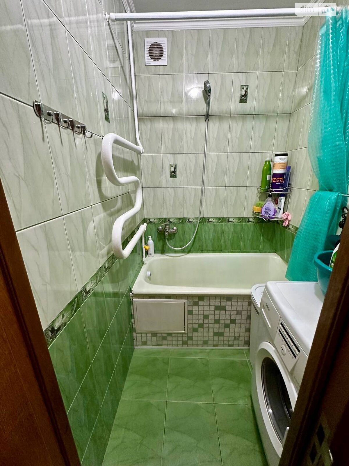 Продажа трехкомнатной квартиры в Ровно, на просп. Князя Романа 6, район Чайка фото 1 Продажа трехкомнатной квартиры в Ровно, на просп. Князя Романа 6, район Чайка фото 1