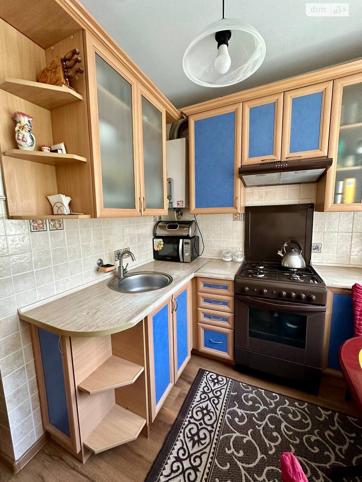 Продажа трехкомнатной квартиры в Ровно, на просп. Князя Романа 6, район Чайка фото 1 Продажа трехкомнатной квартиры в Ровно, на просп. Князя Романа 6, район Чайка фото 1