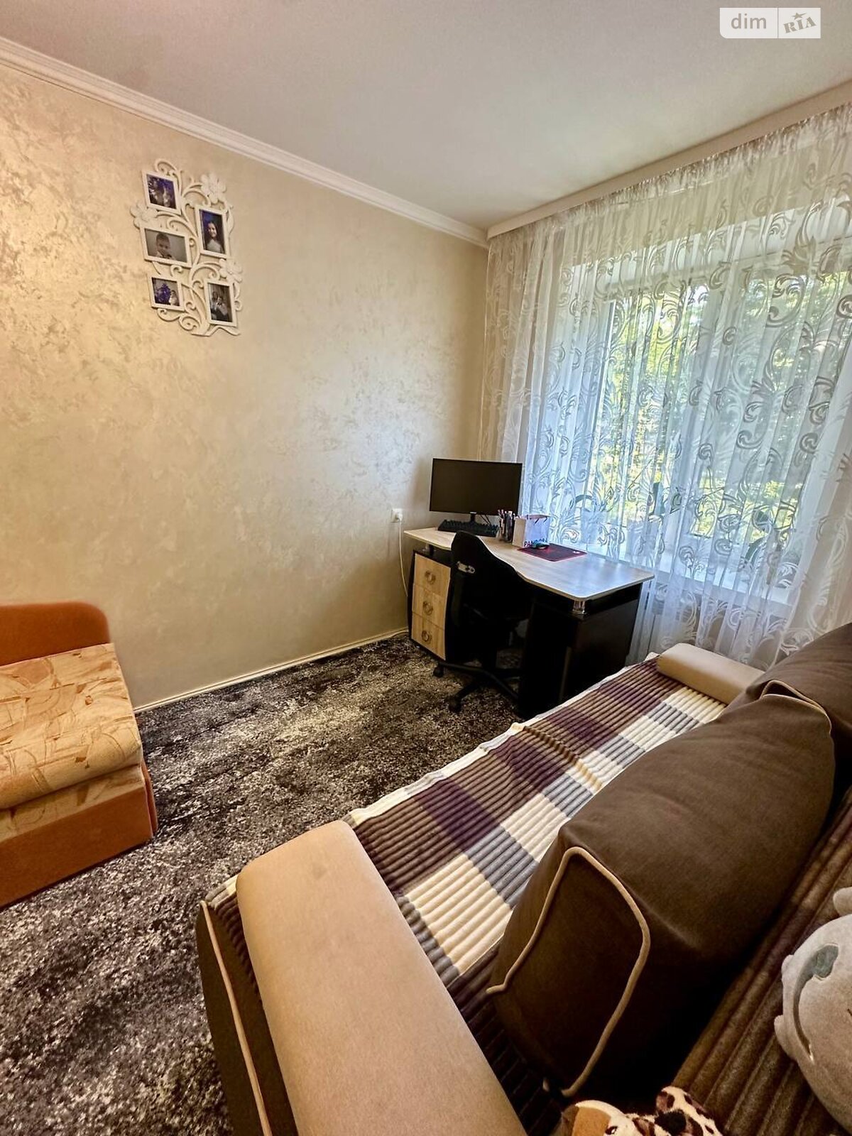 Продажа трехкомнатной квартиры в Ровно, на просп. Князя Романа 6, район Чайка фото 1 Продажа трехкомнатной квартиры в Ровно, на просп. Князя Романа 6, район Чайка фото 1